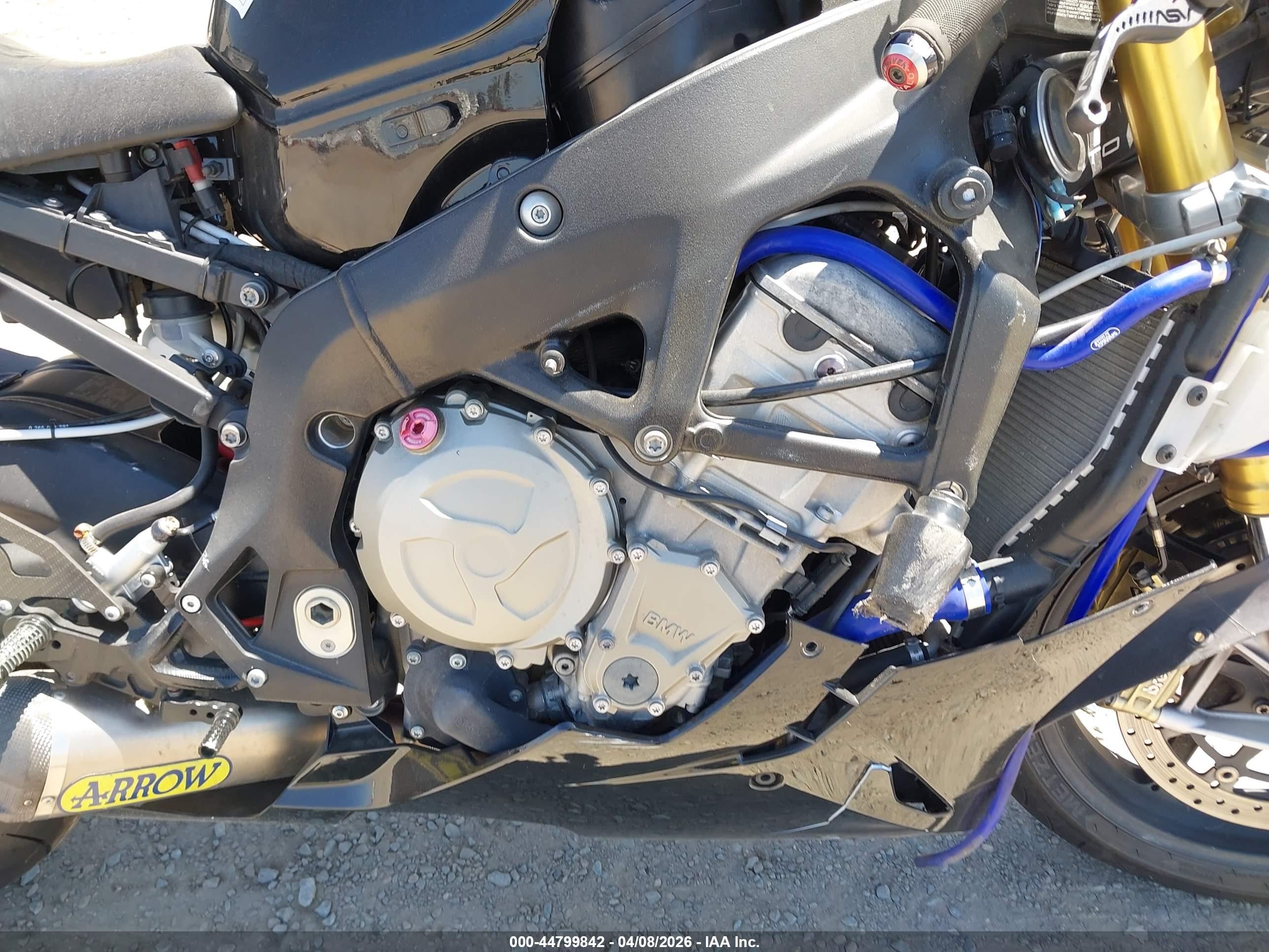 BMW S image 8