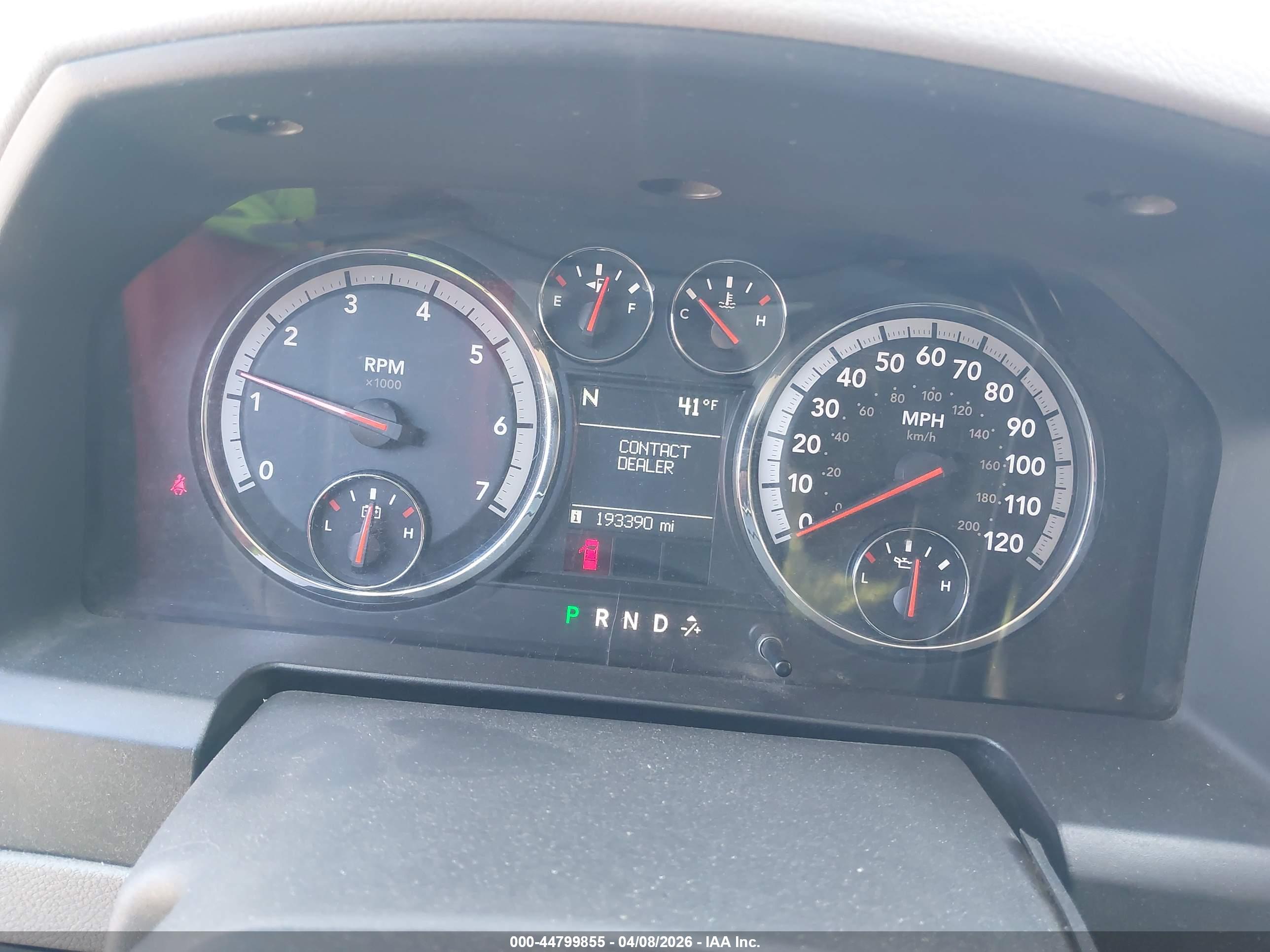 DODGE RAM image 7