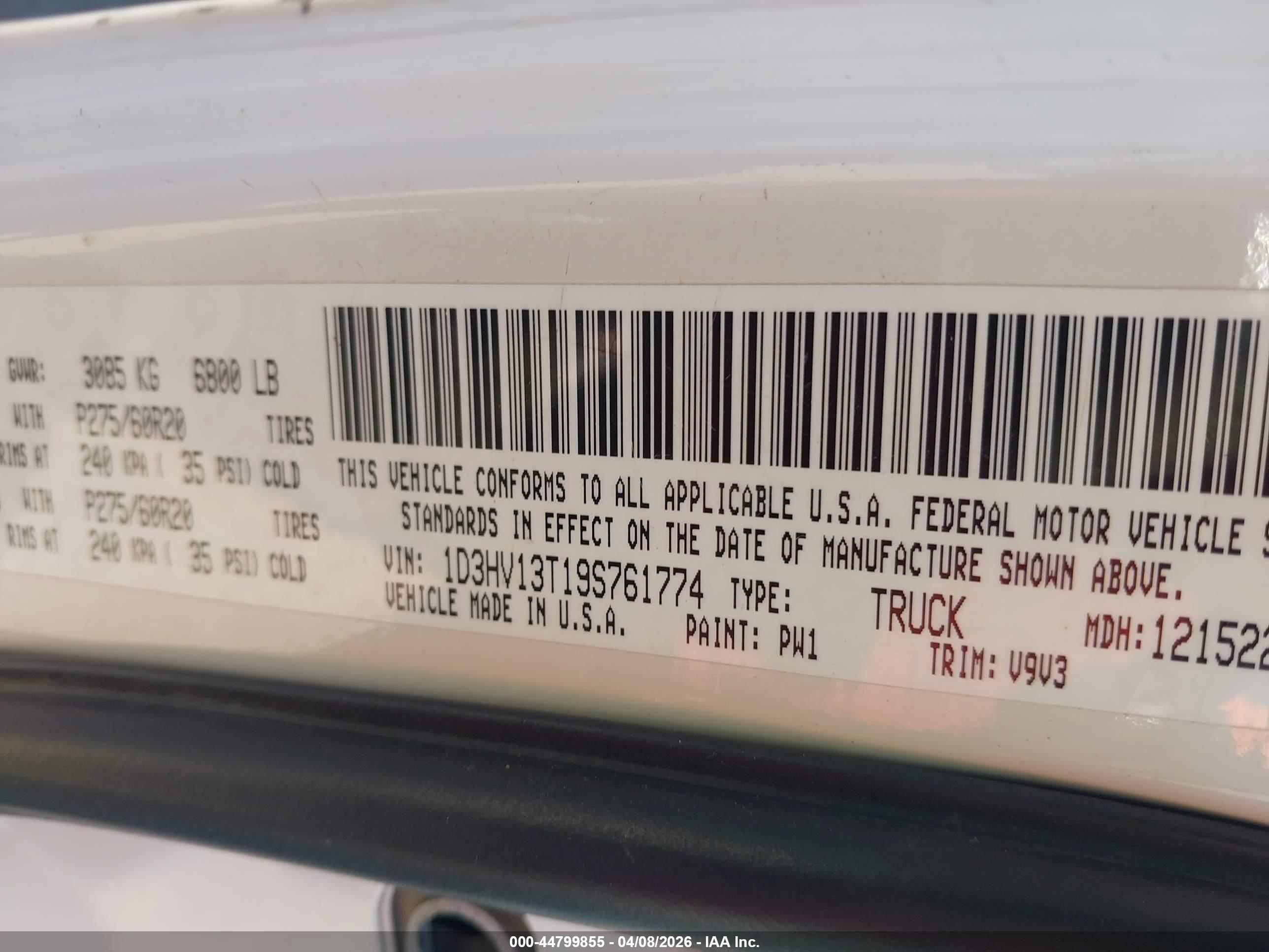 DODGE RAM image 9