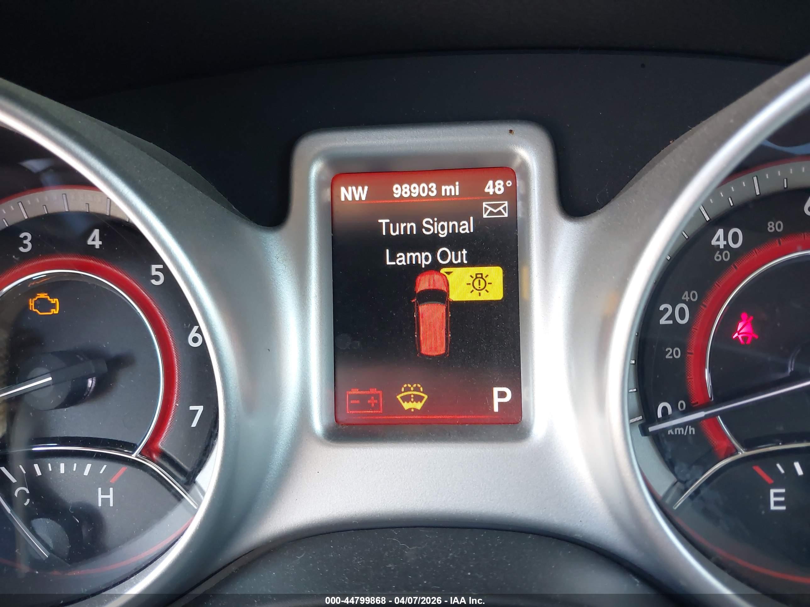 DODGE JOURNEY image 7