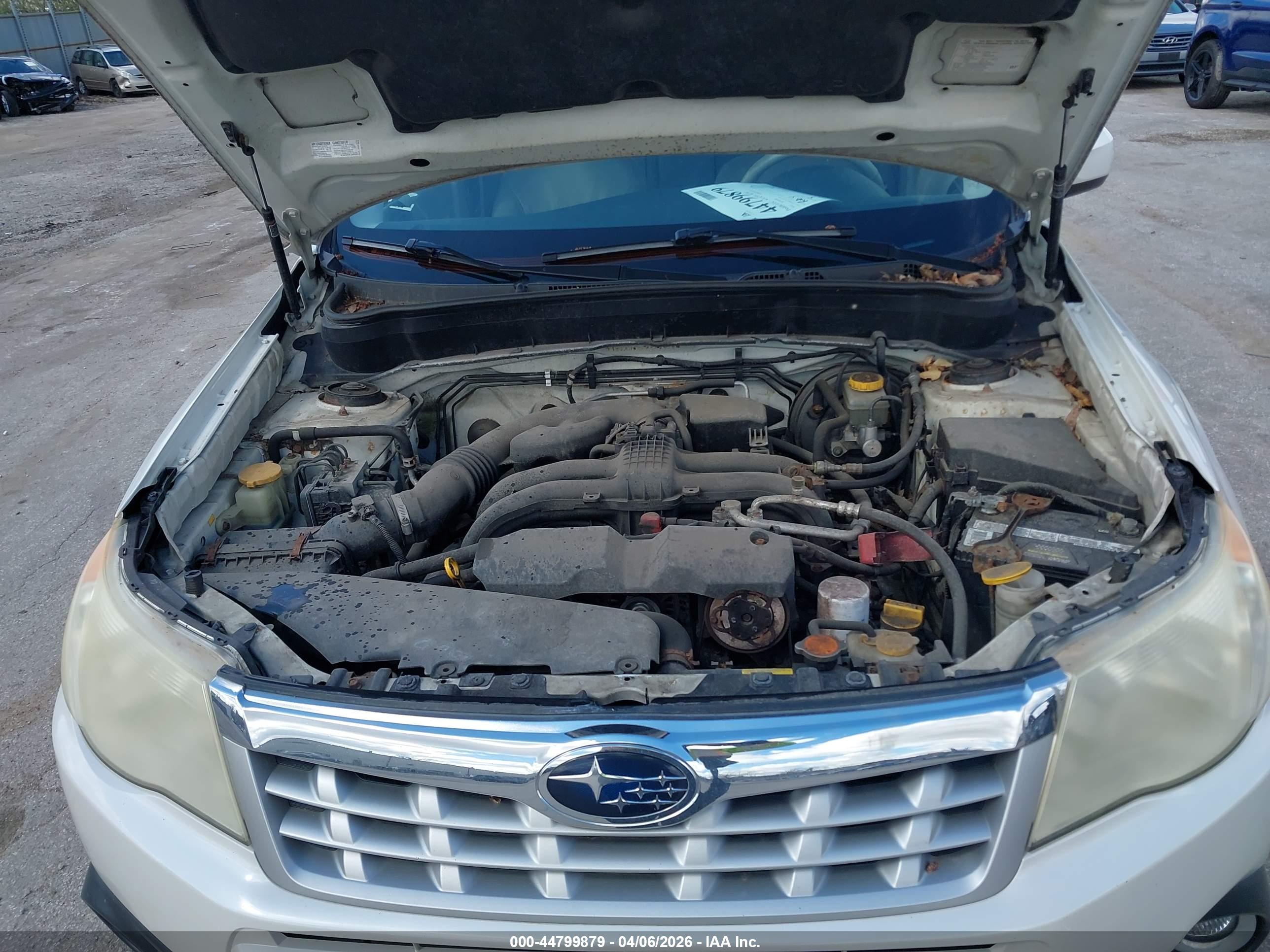 SUBARU FORESTER image 10