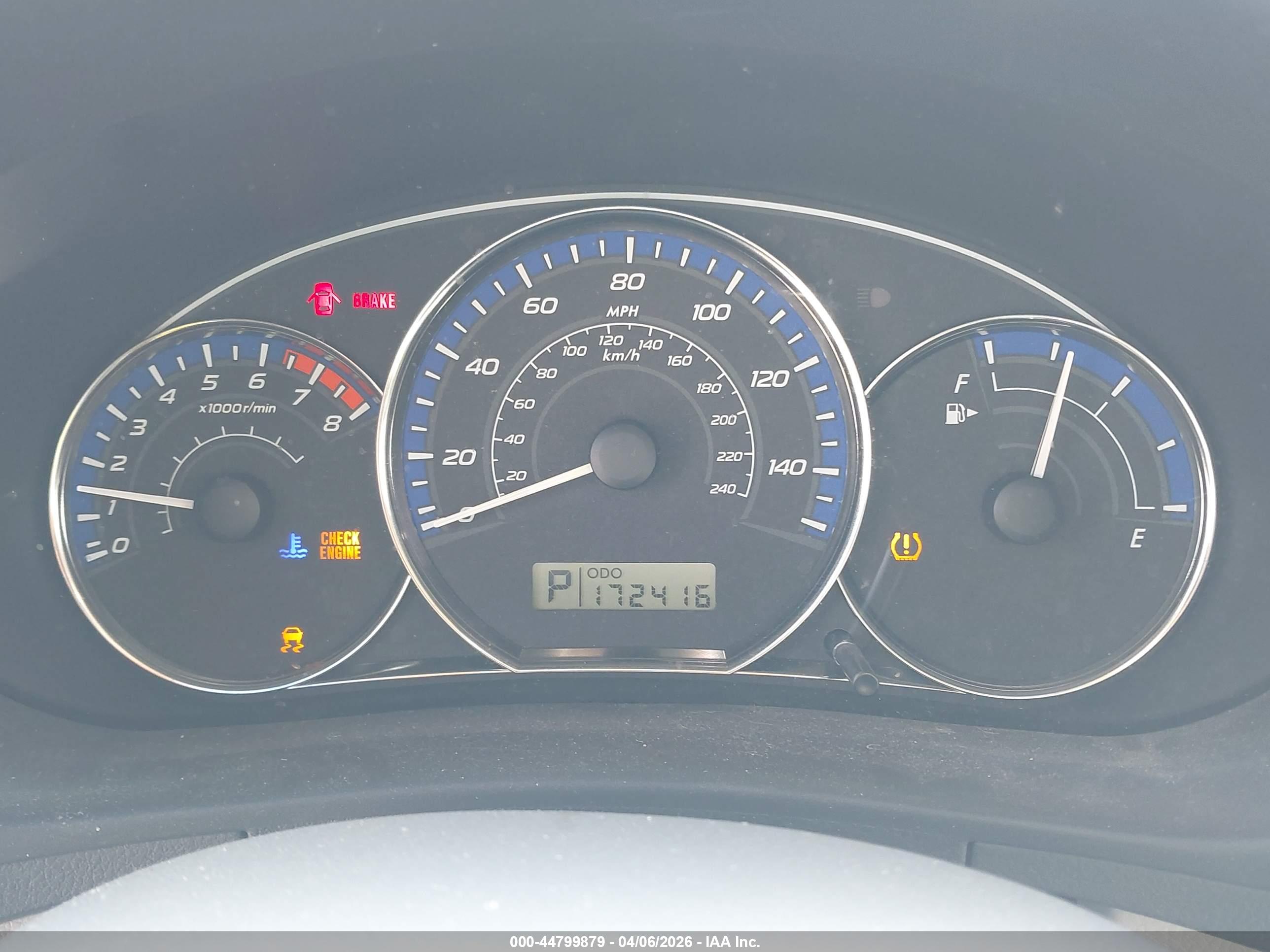 SUBARU FORESTER image 7