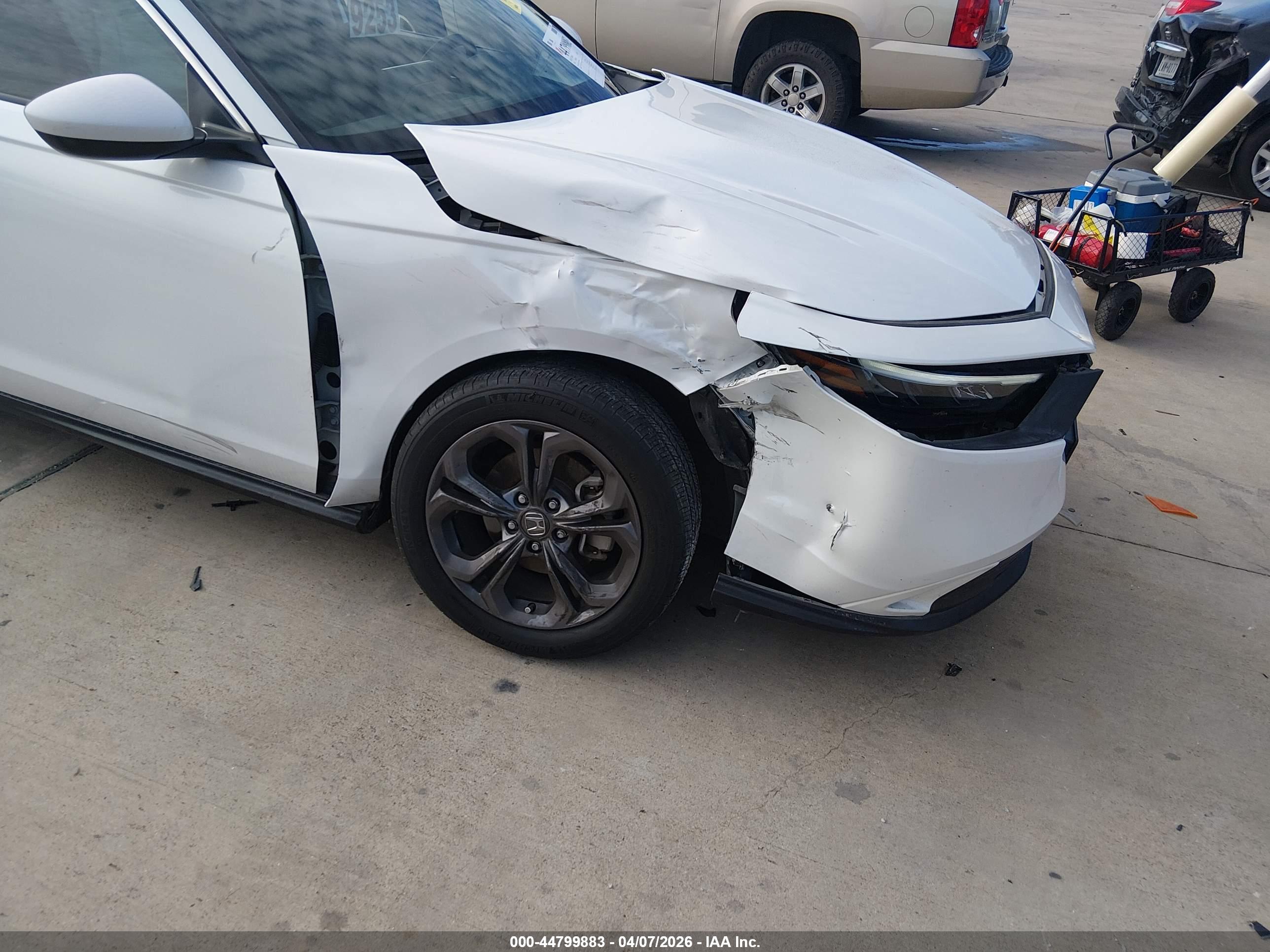 HONDA ACCORD image 6