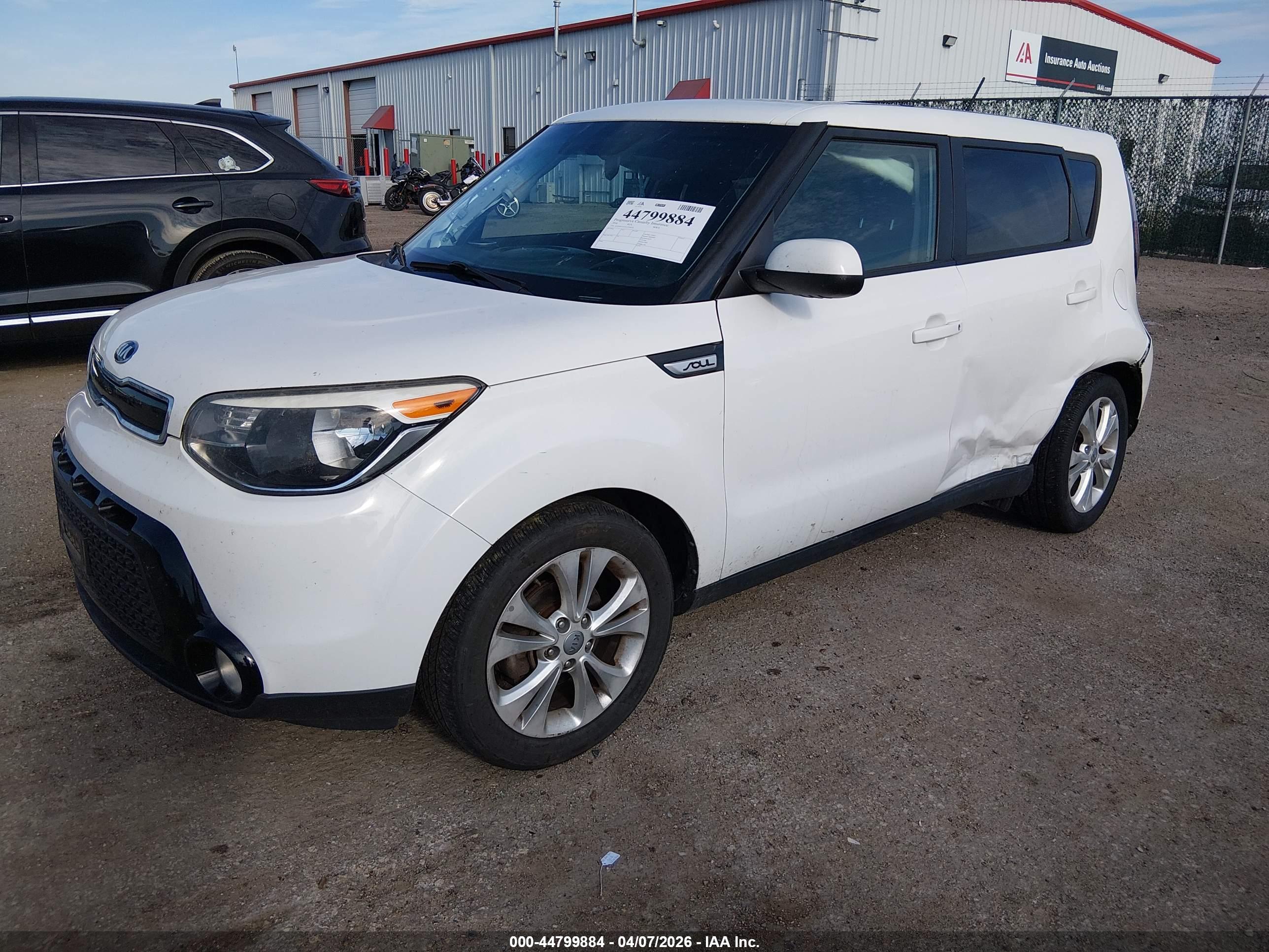 KIA SOUL image 2