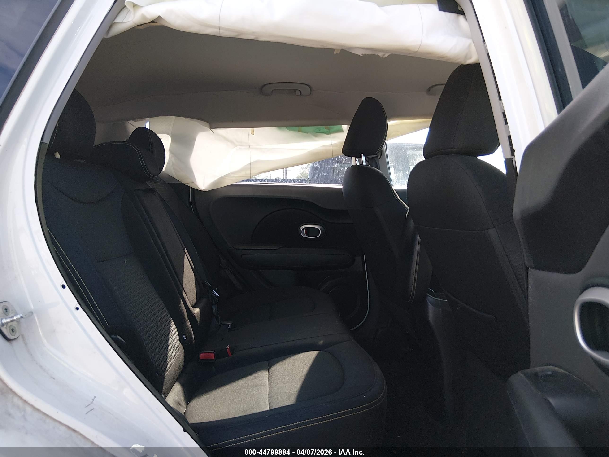 KIA SOUL image 8