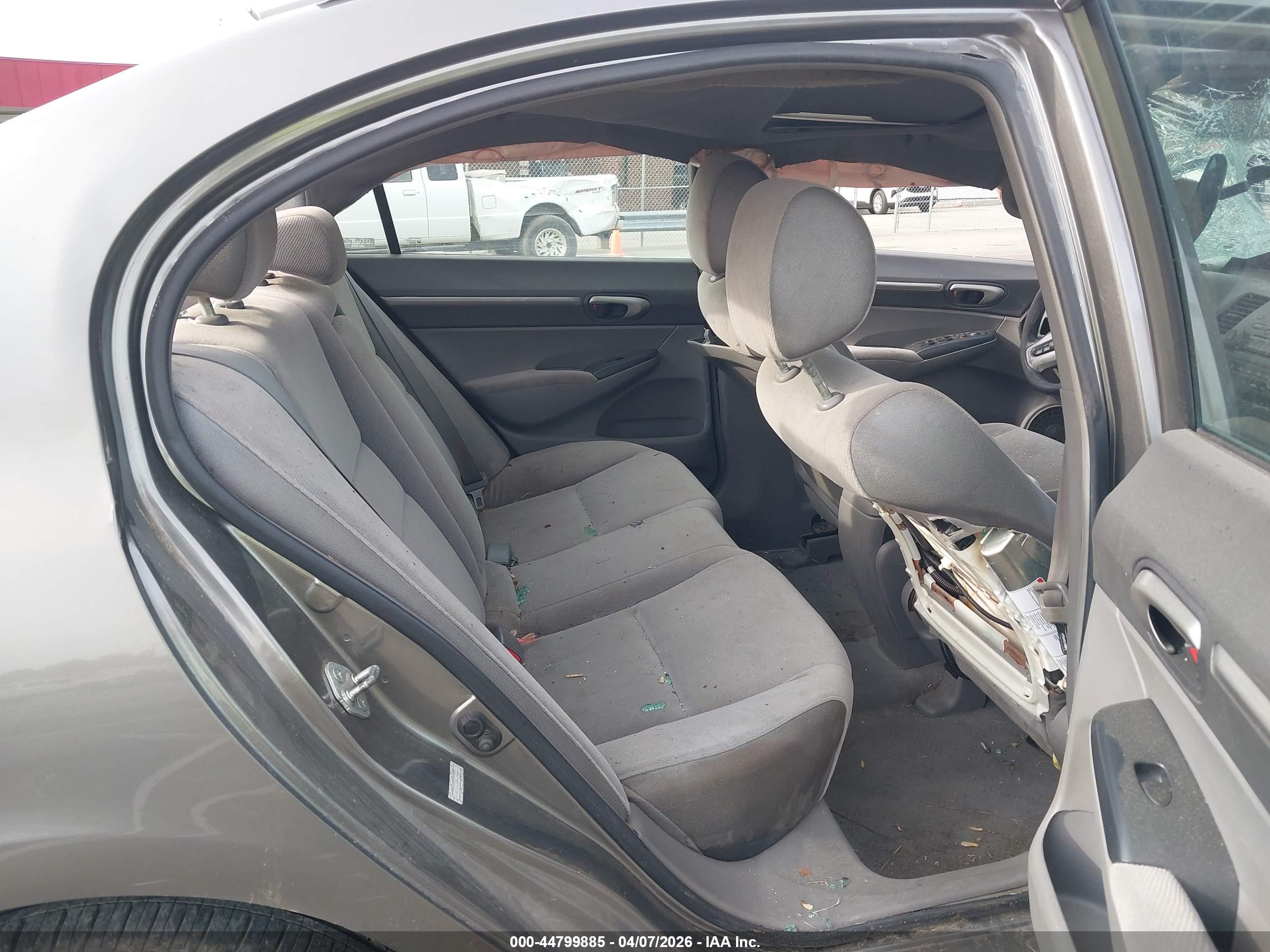 HONDA CIVIC image 8