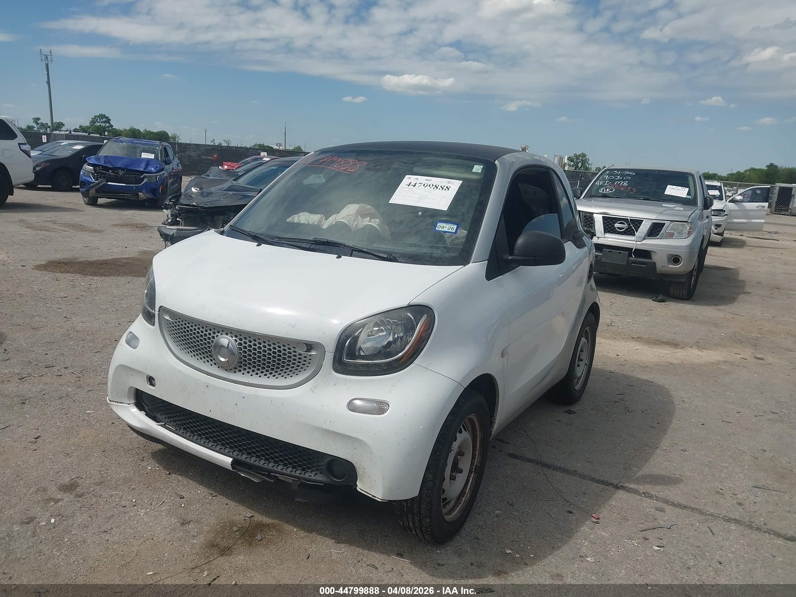 SMART FORTWO image 2