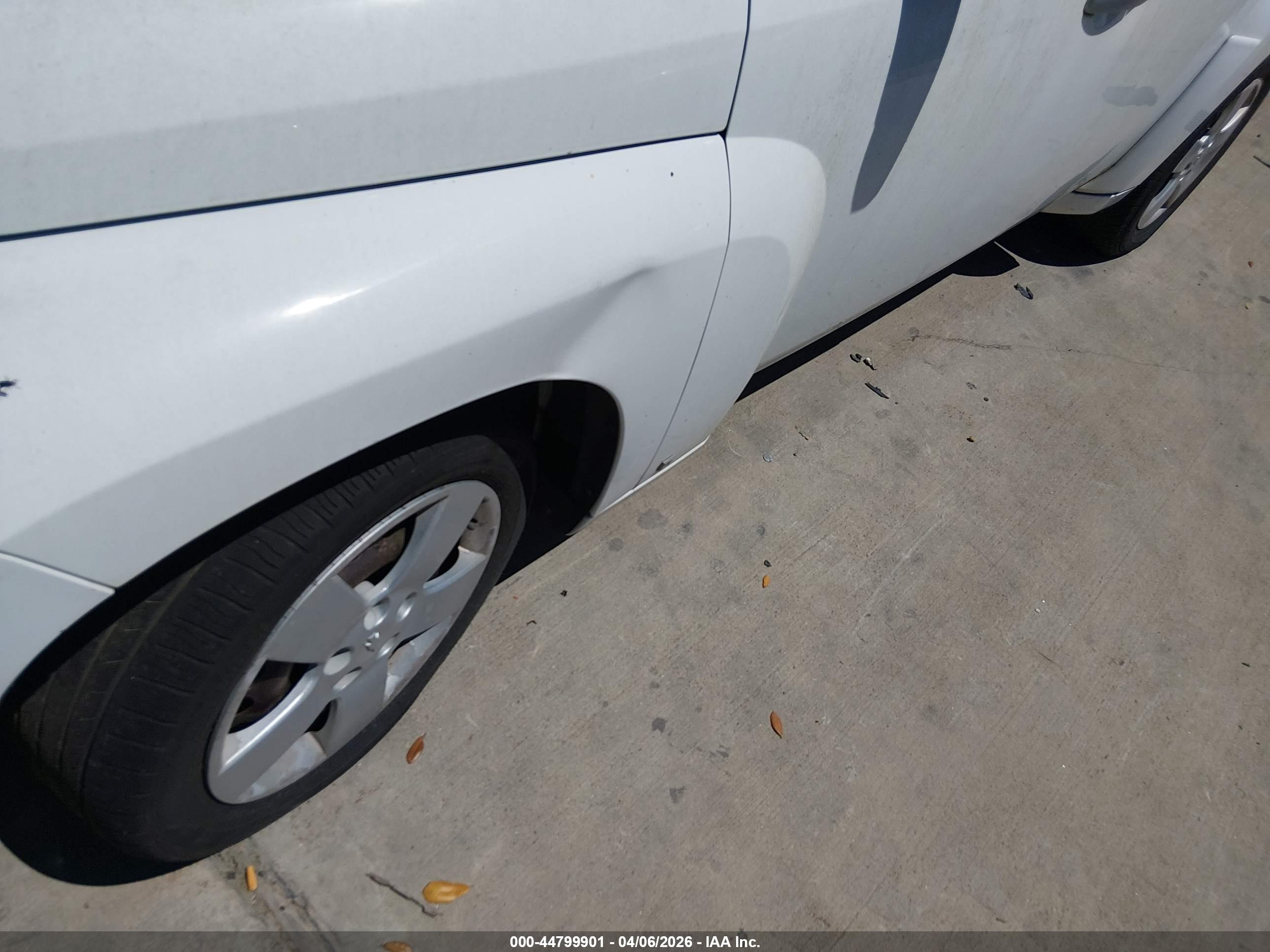 CHEVROLET HHR image 6