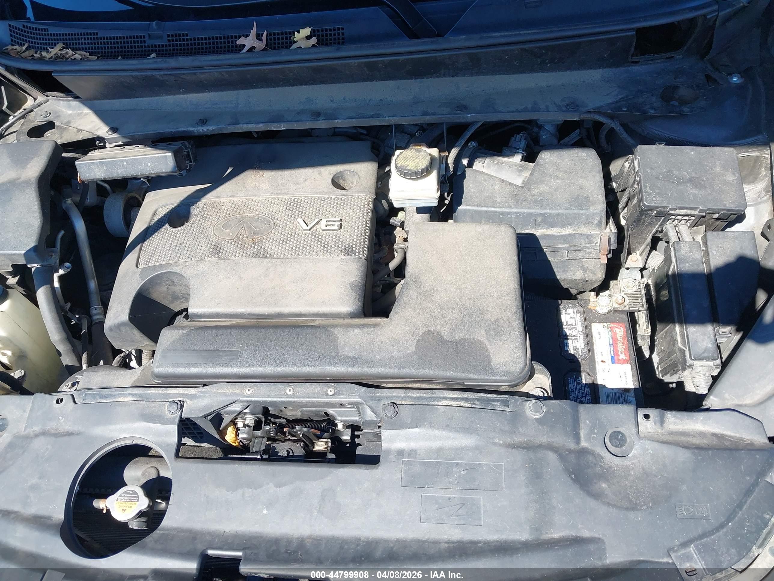 INFINITI JX35 image 10