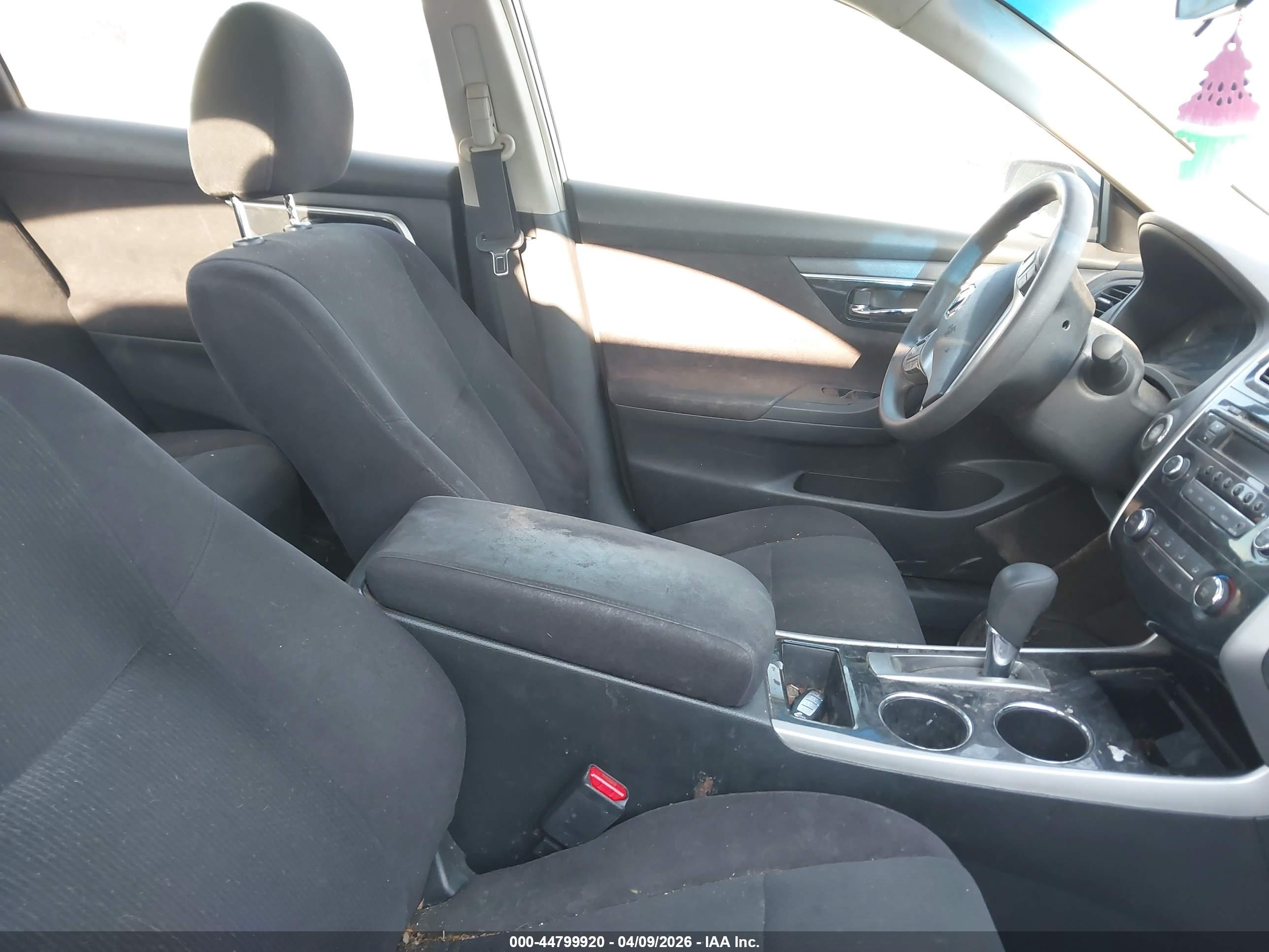 NISSAN ALTIMA image 5