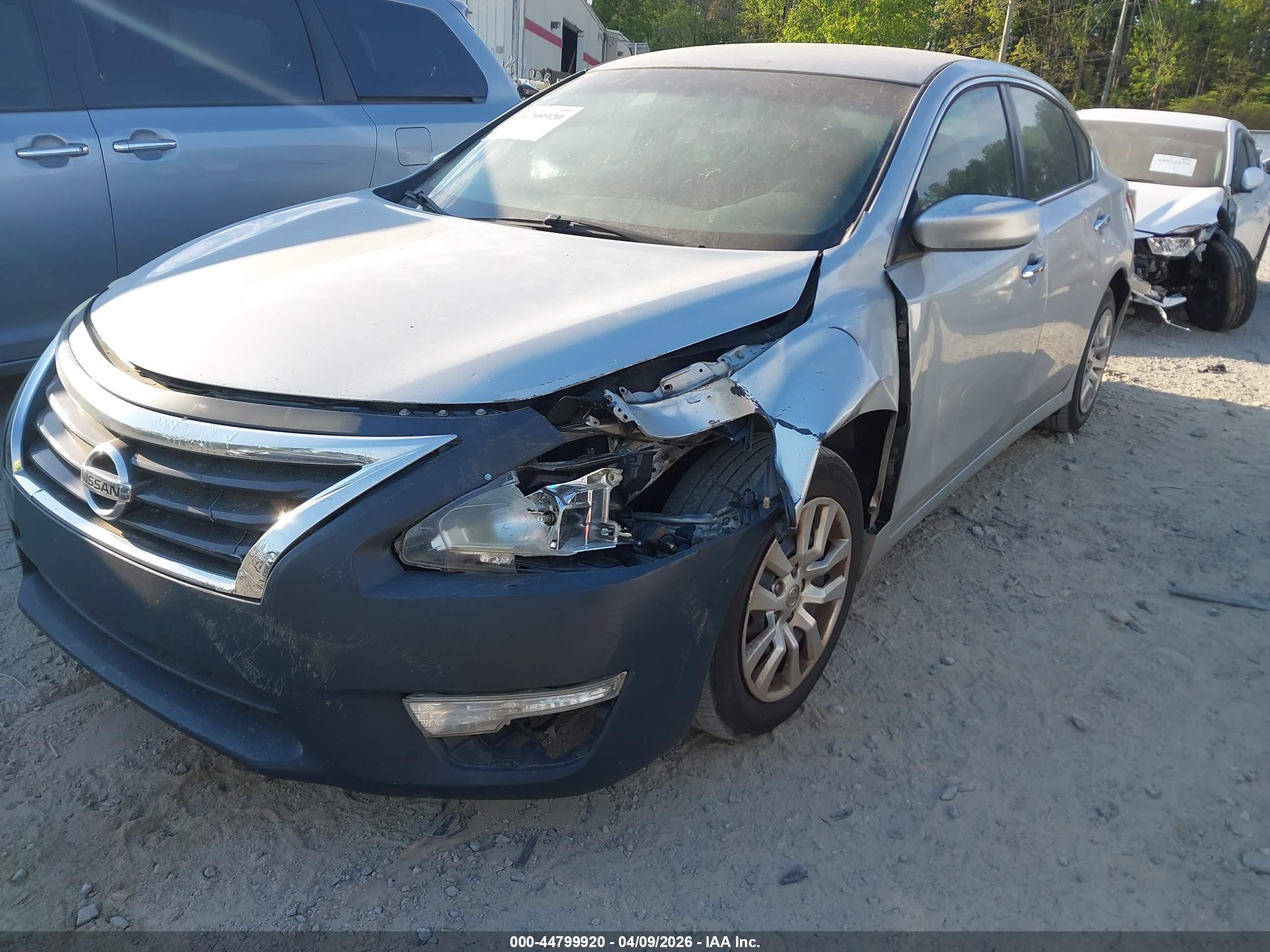 NISSAN ALTIMA image 6
