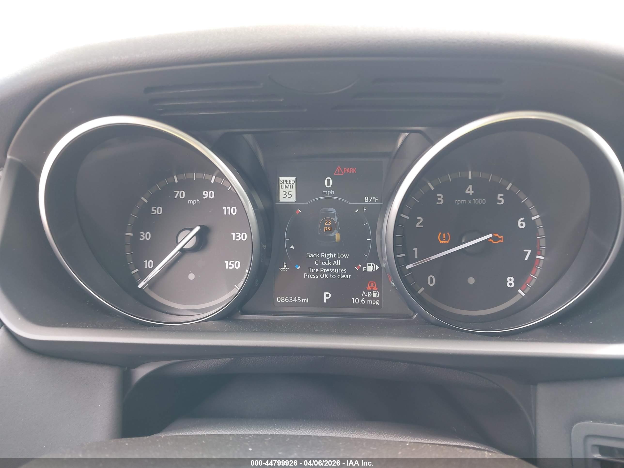 LAND ROVER image 7