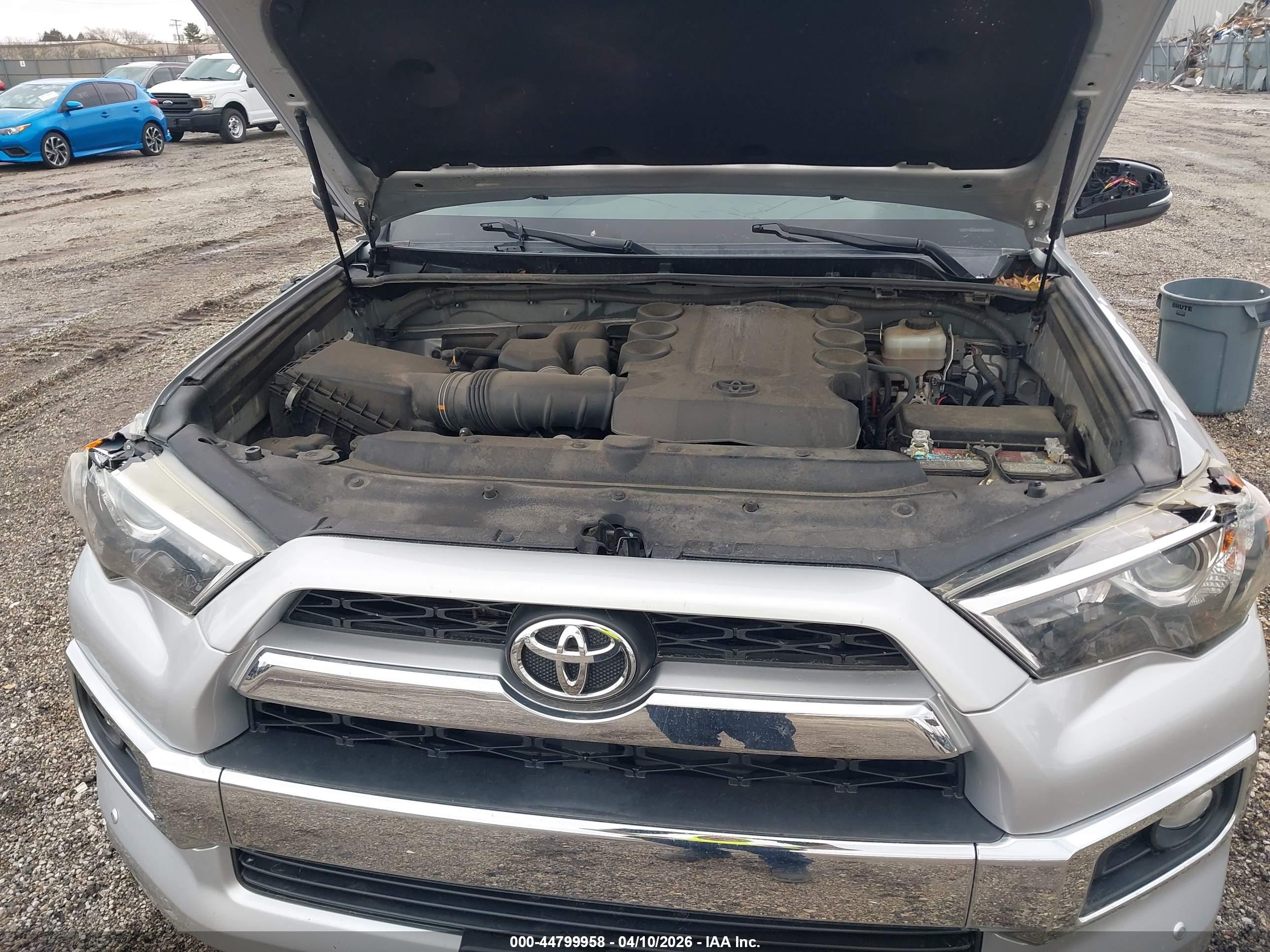 TOYOTA 4RUNNER image 10