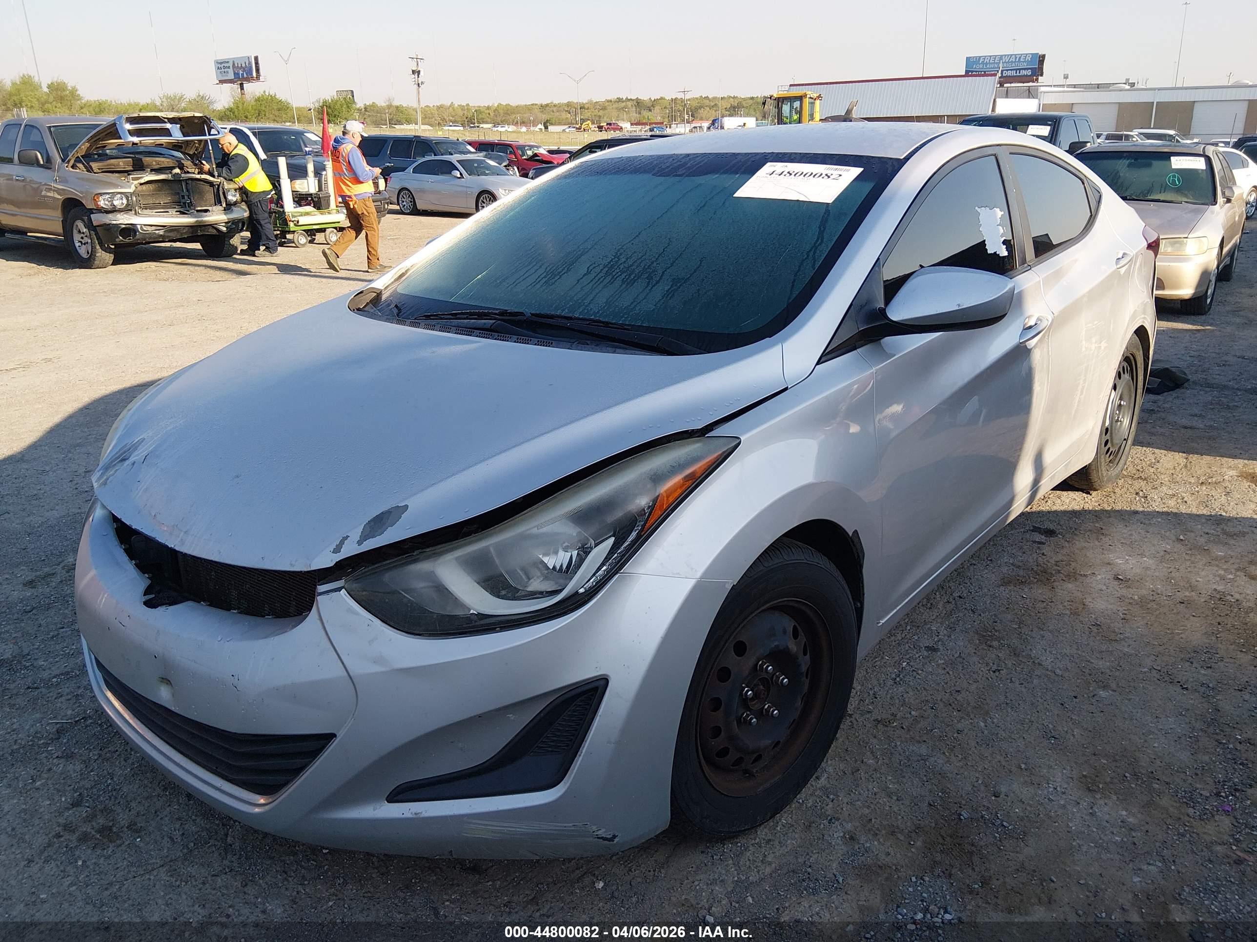 HYUNDAI ELANTRA image 2