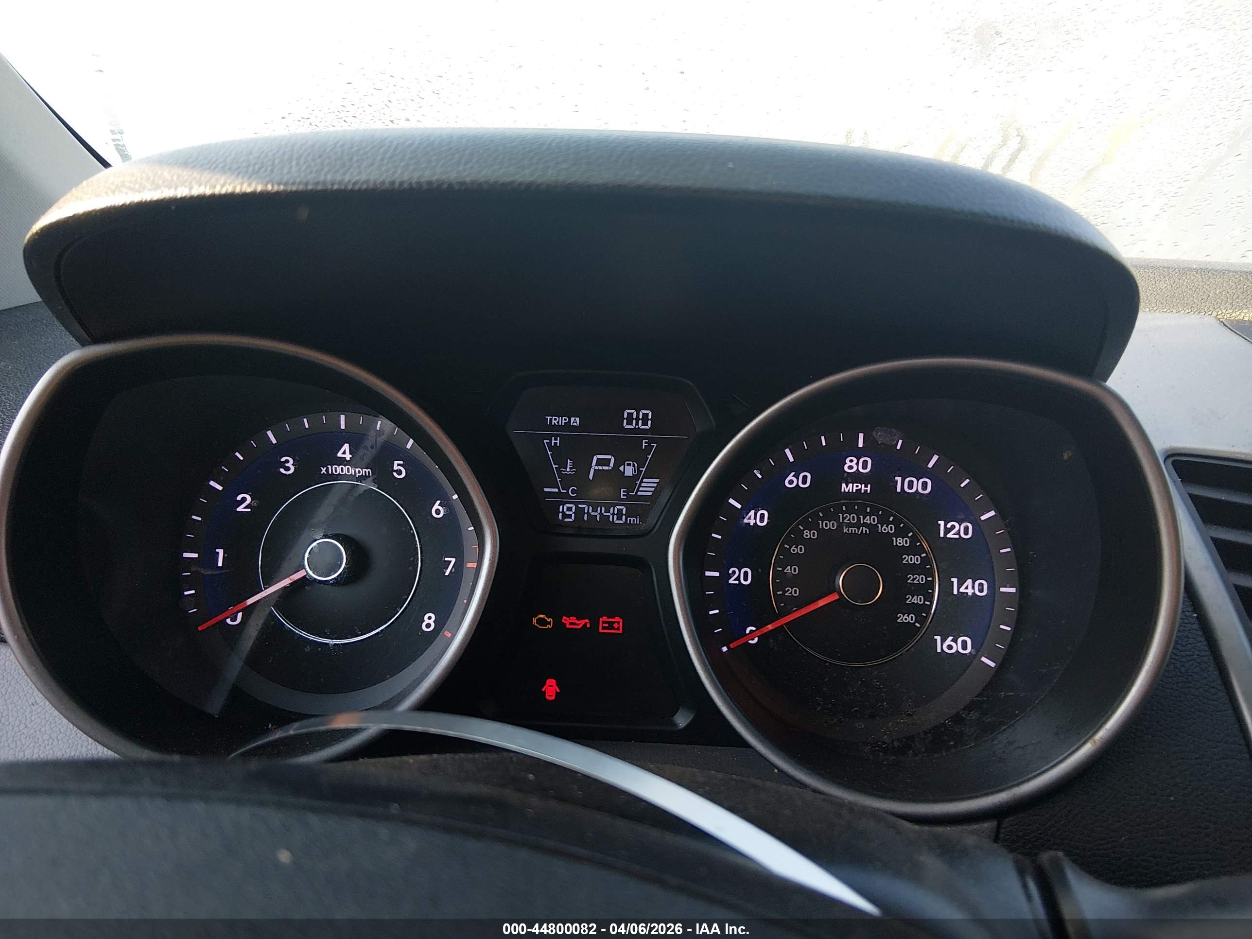 HYUNDAI ELANTRA image 7