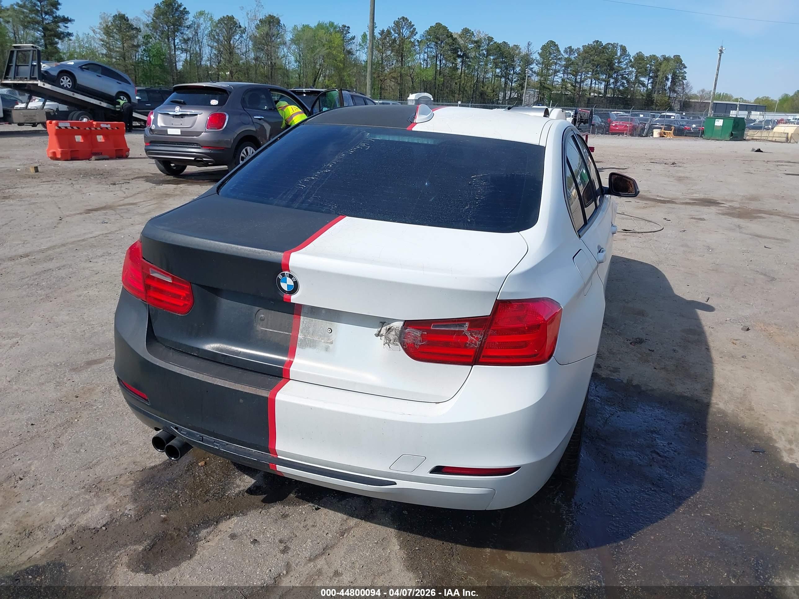 BMW 328I image 4