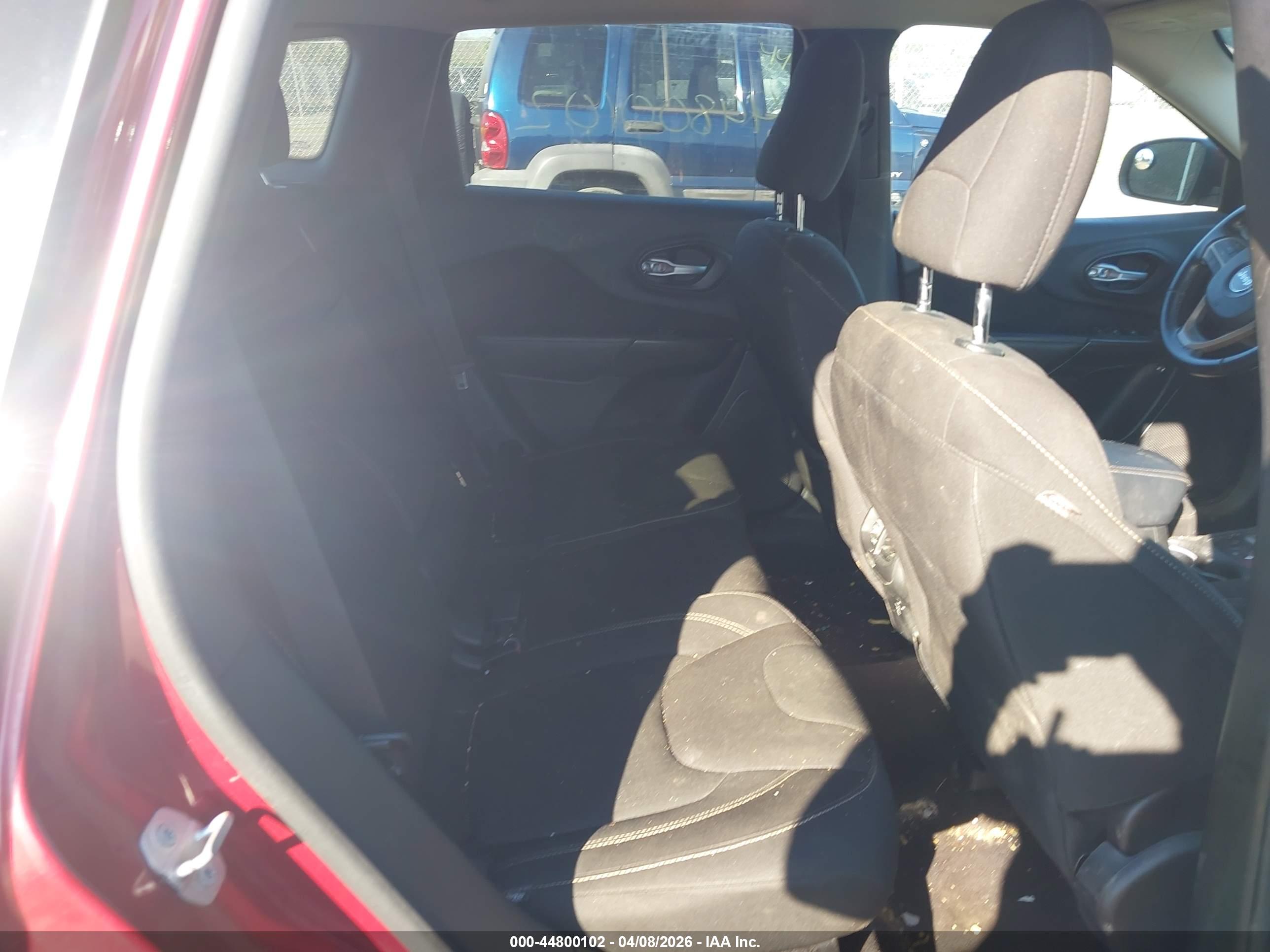 JEEP CHEROKEE image 8