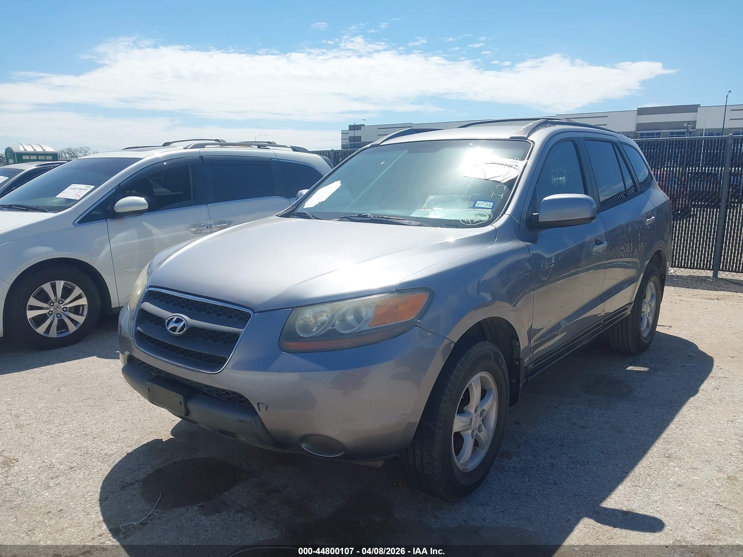 HYUNDAI SANTA image 2