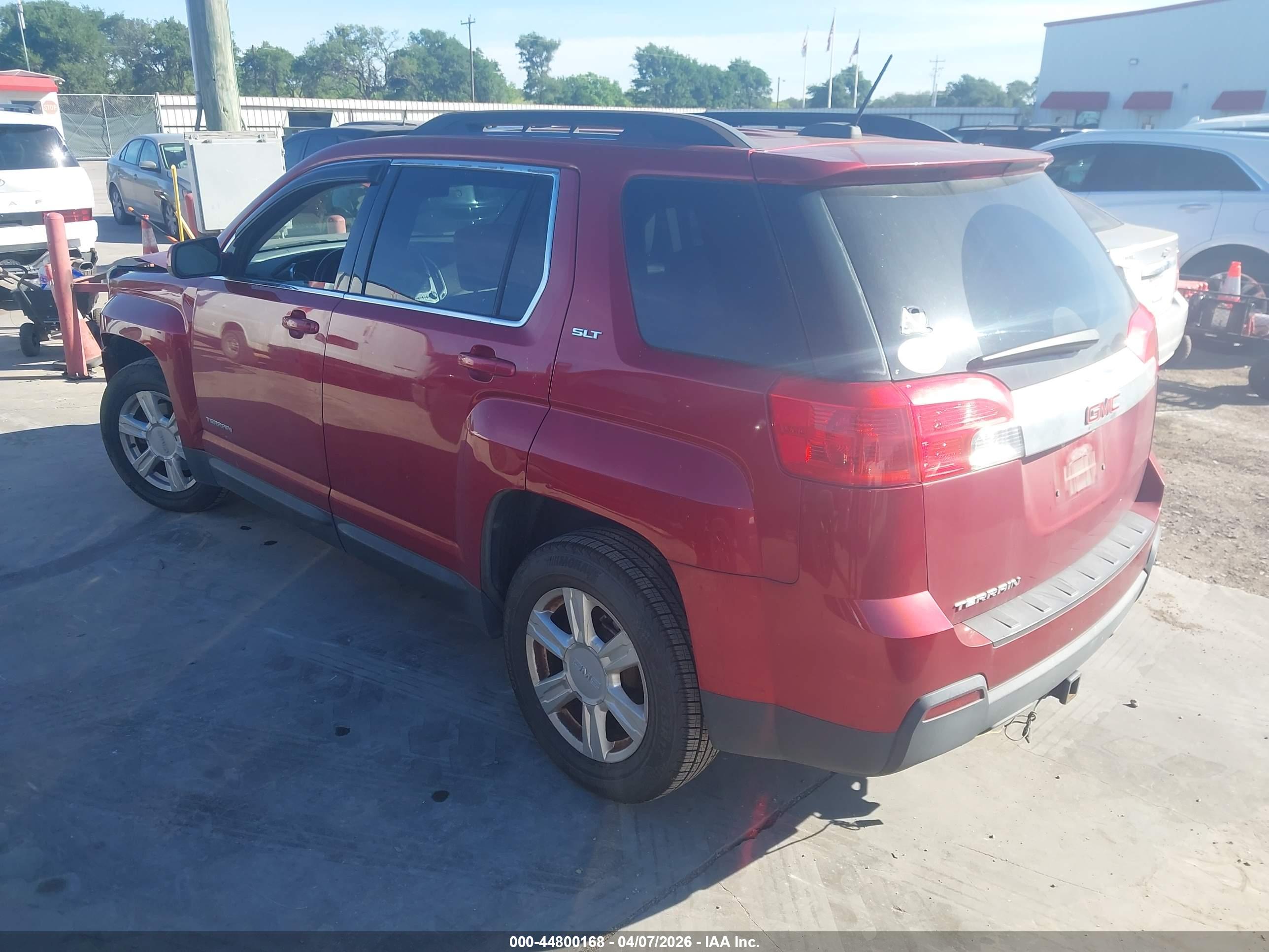 GMC TERRAIN image 3