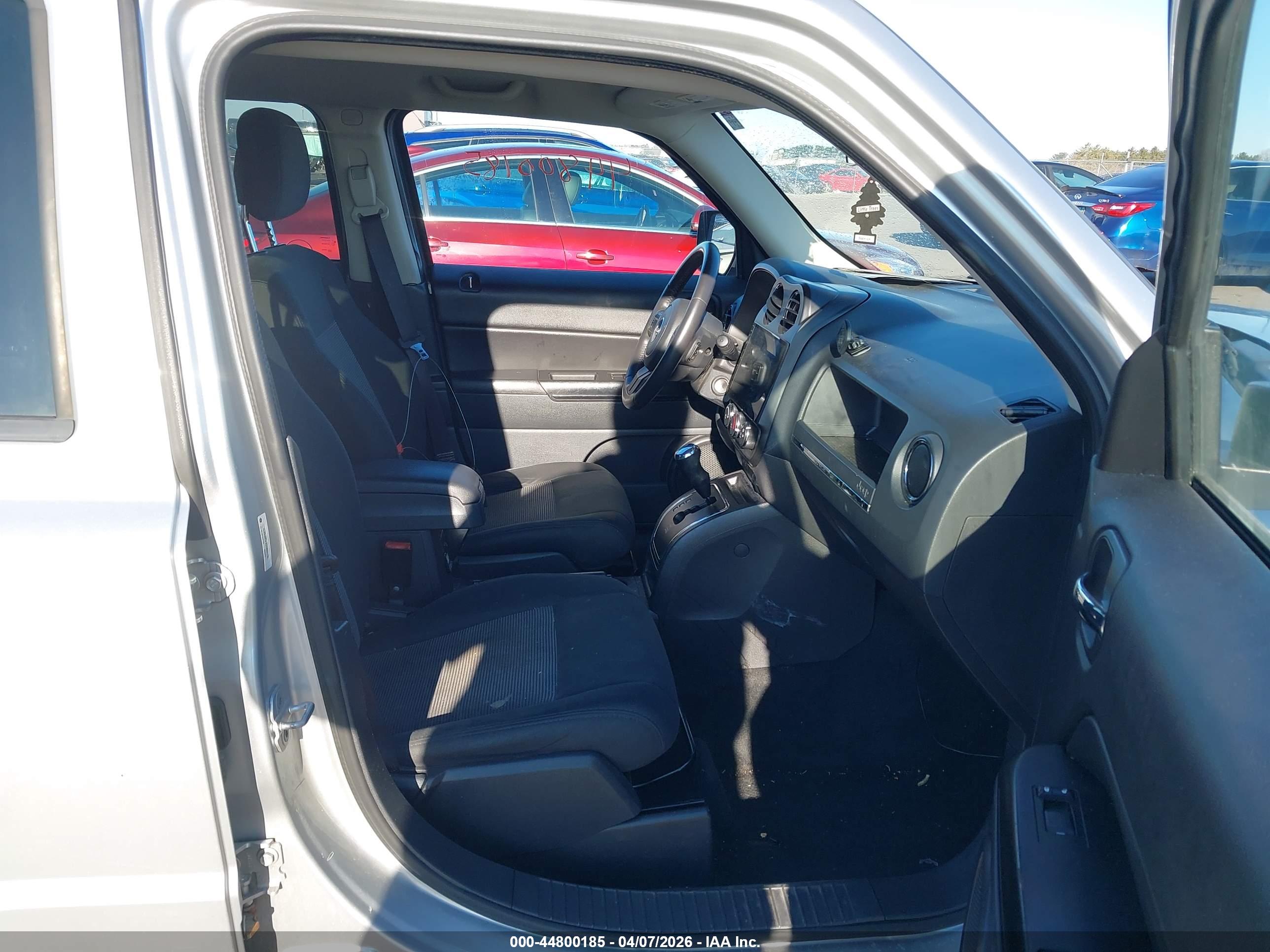 JEEP PATRIOT image 5
