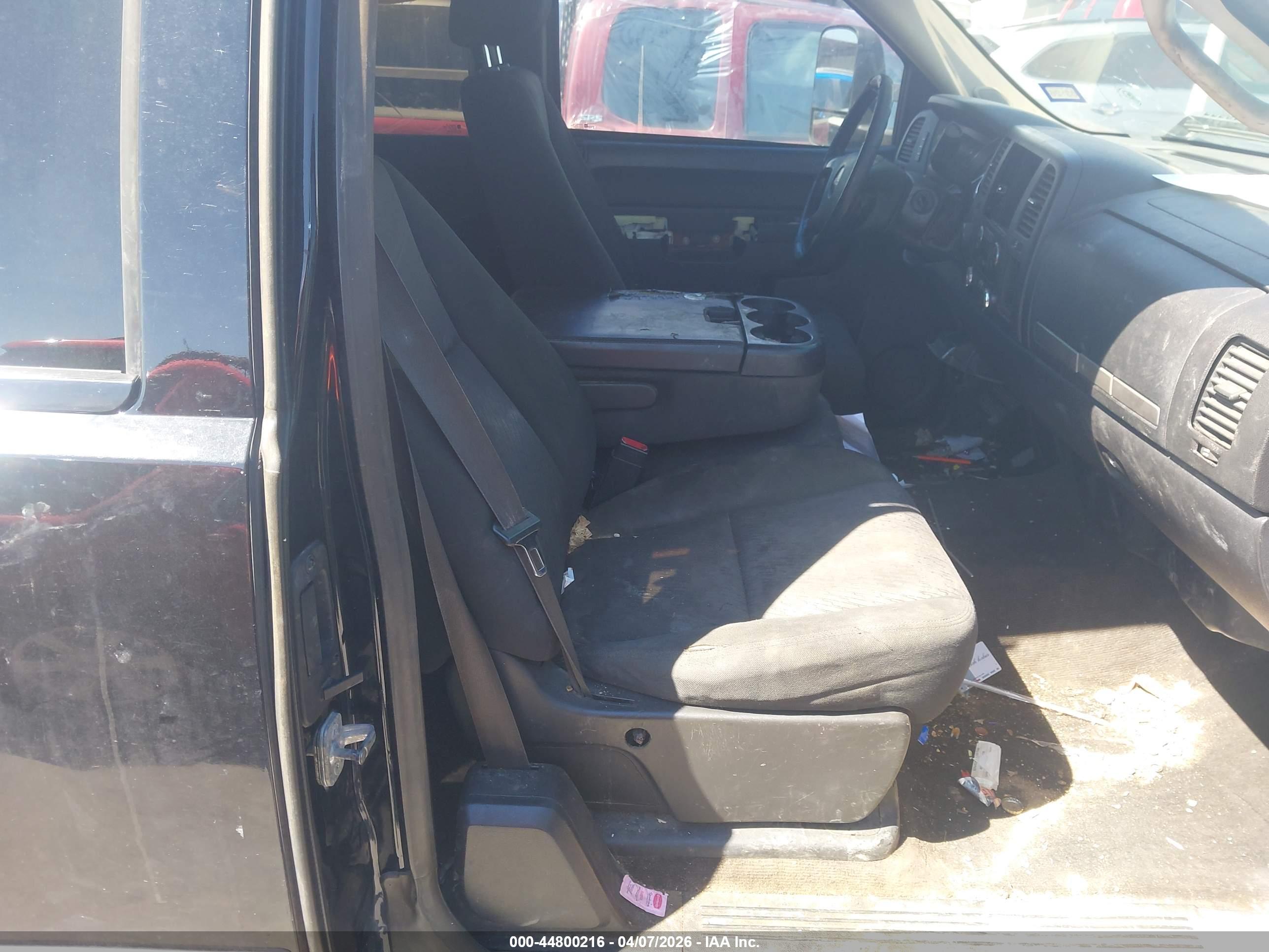 GMC SIERRA image 5