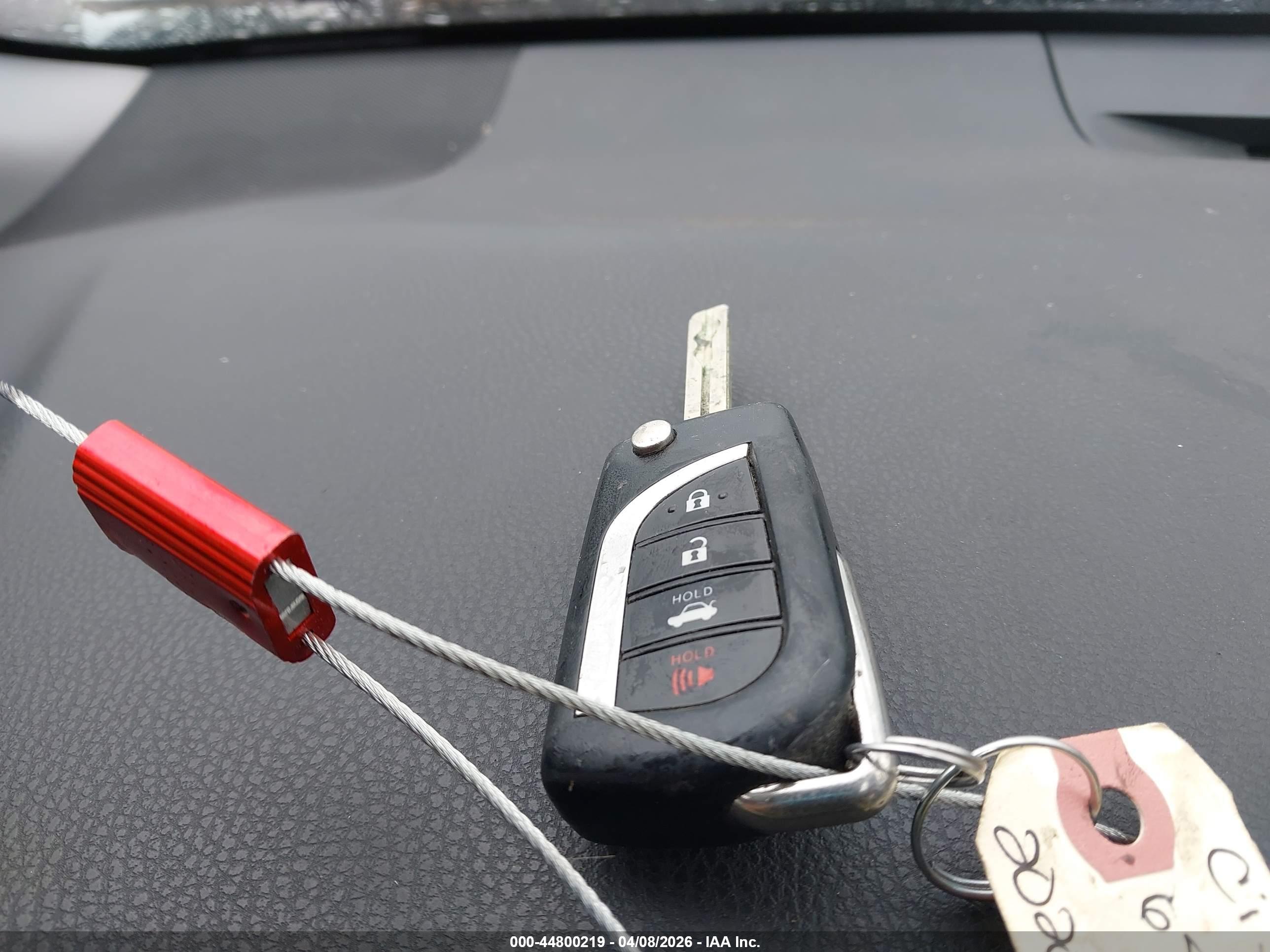 TOYOTA CAMRY image 11