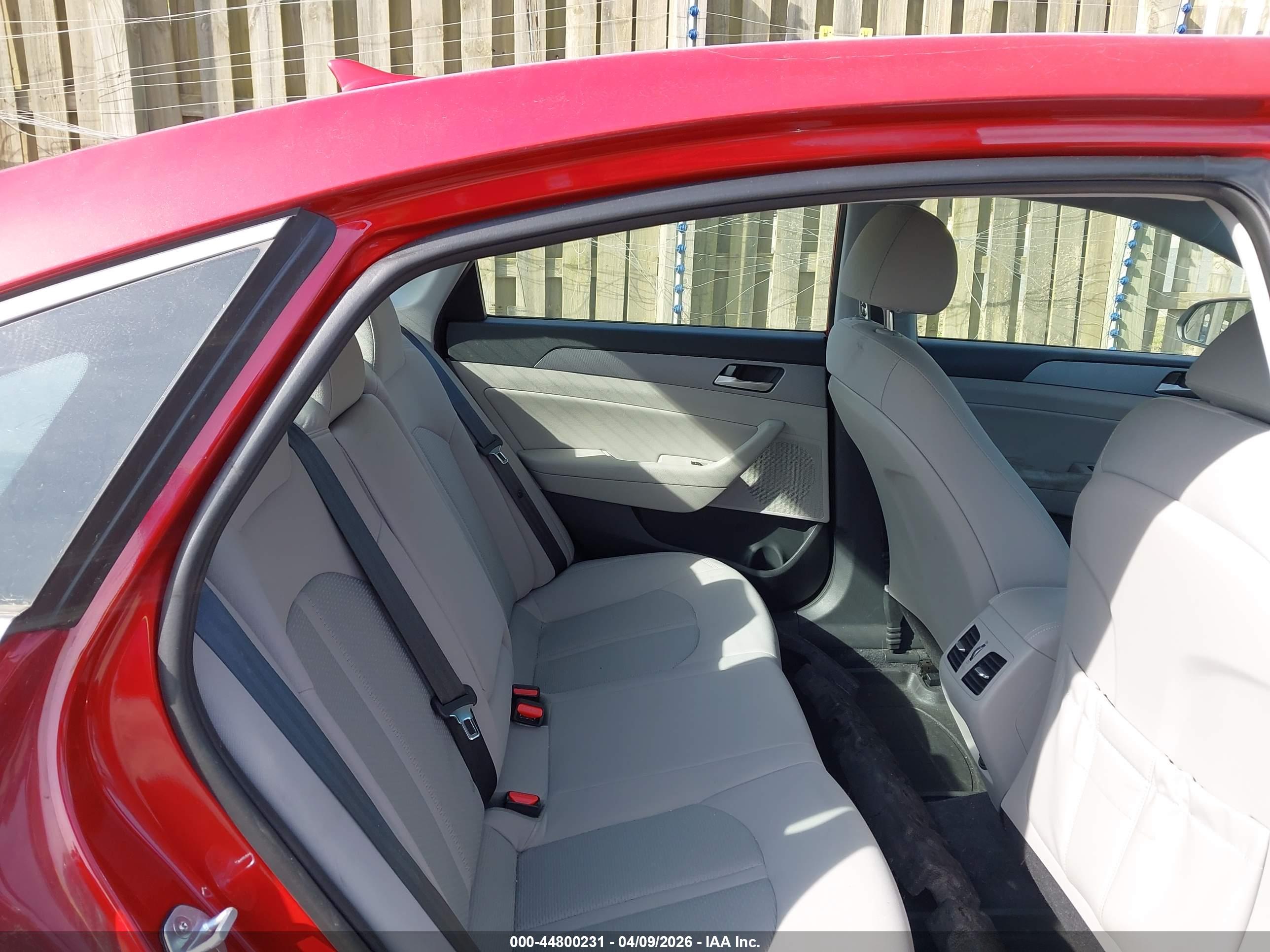 HYUNDAI SONATA image 8