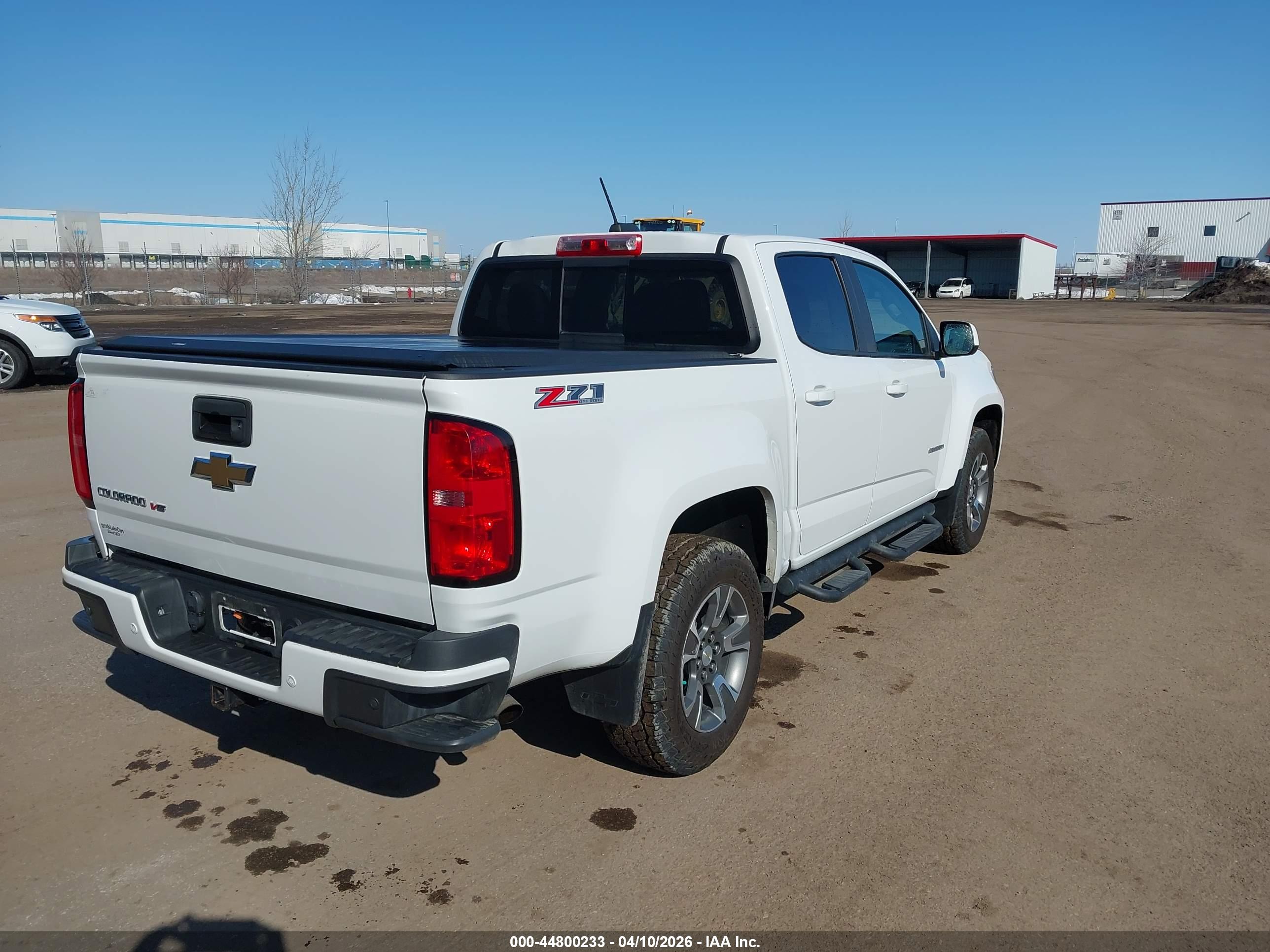 CHEVROLET COLORADO image 4
