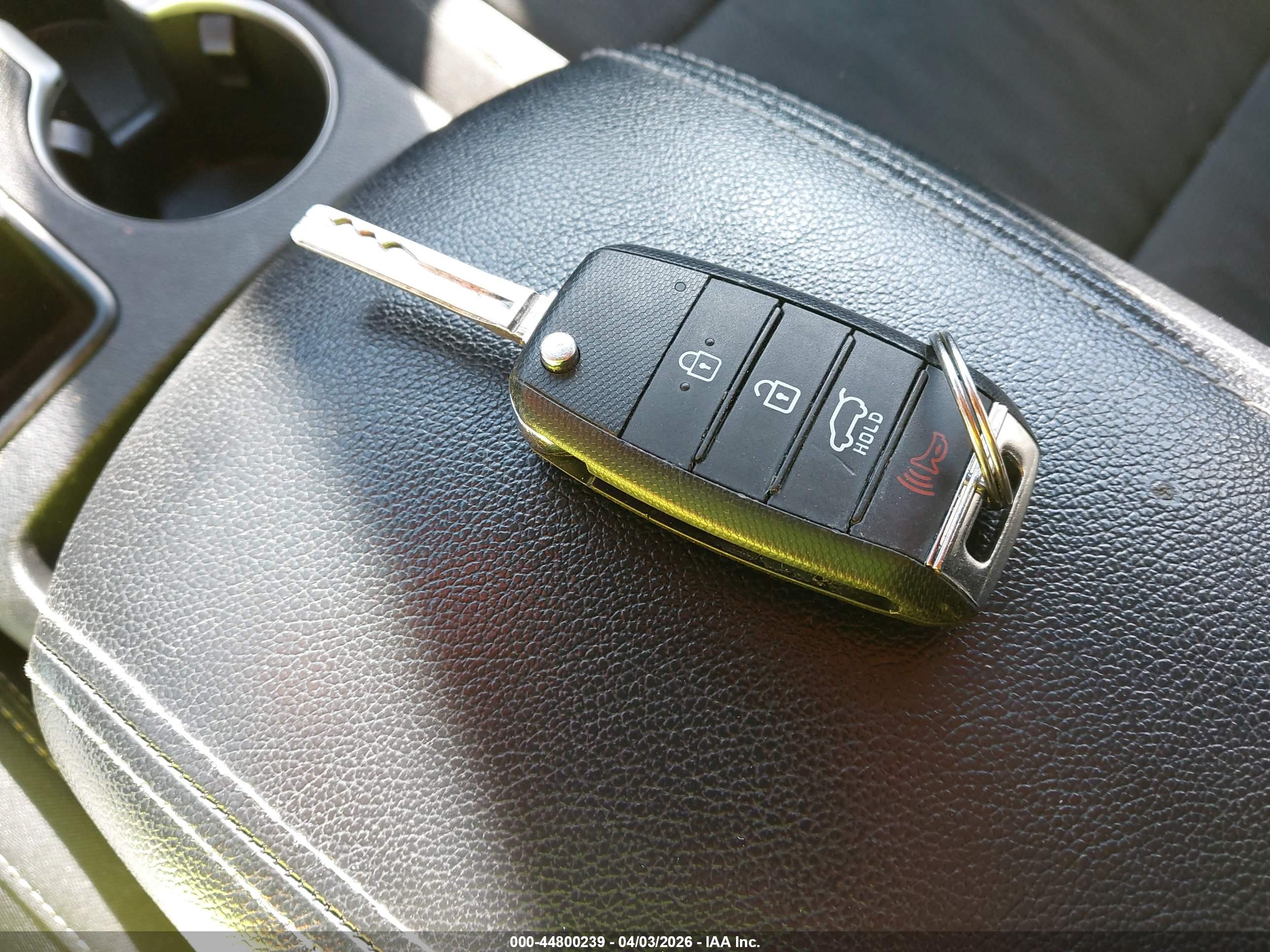 KIA SPORTAGE image 11