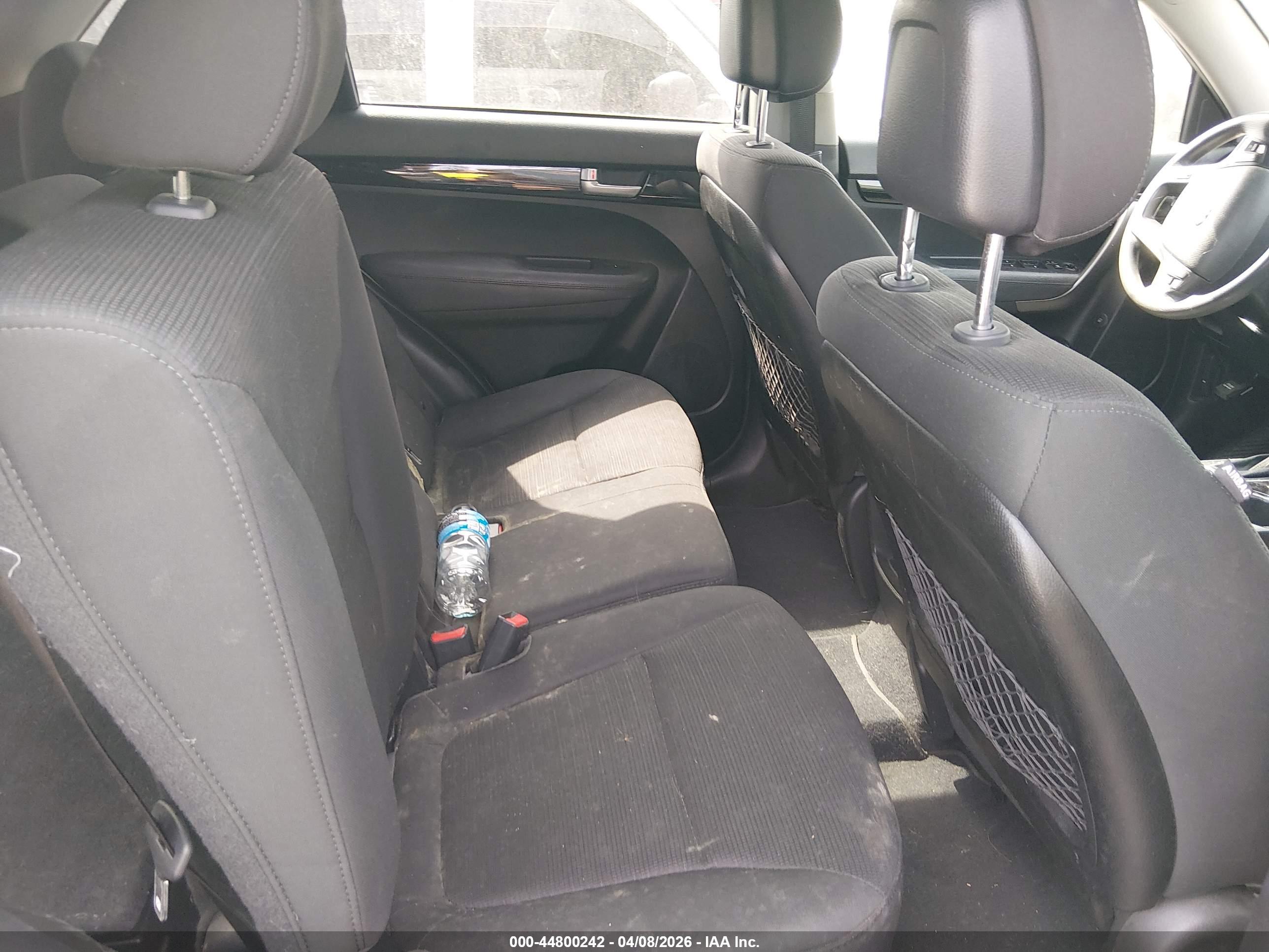 KIA SORENTO image 8