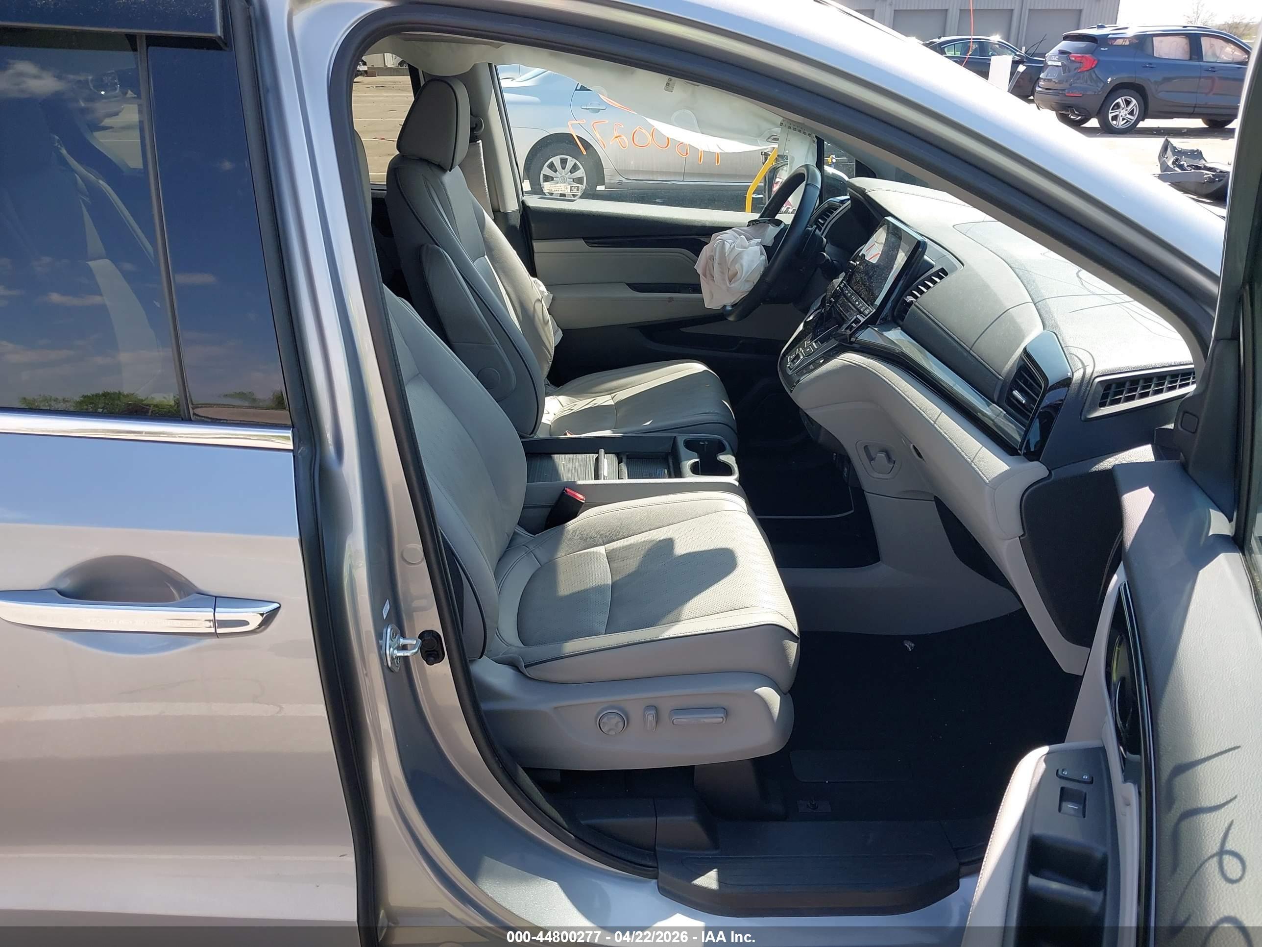 HONDA ODYSSEY image 5