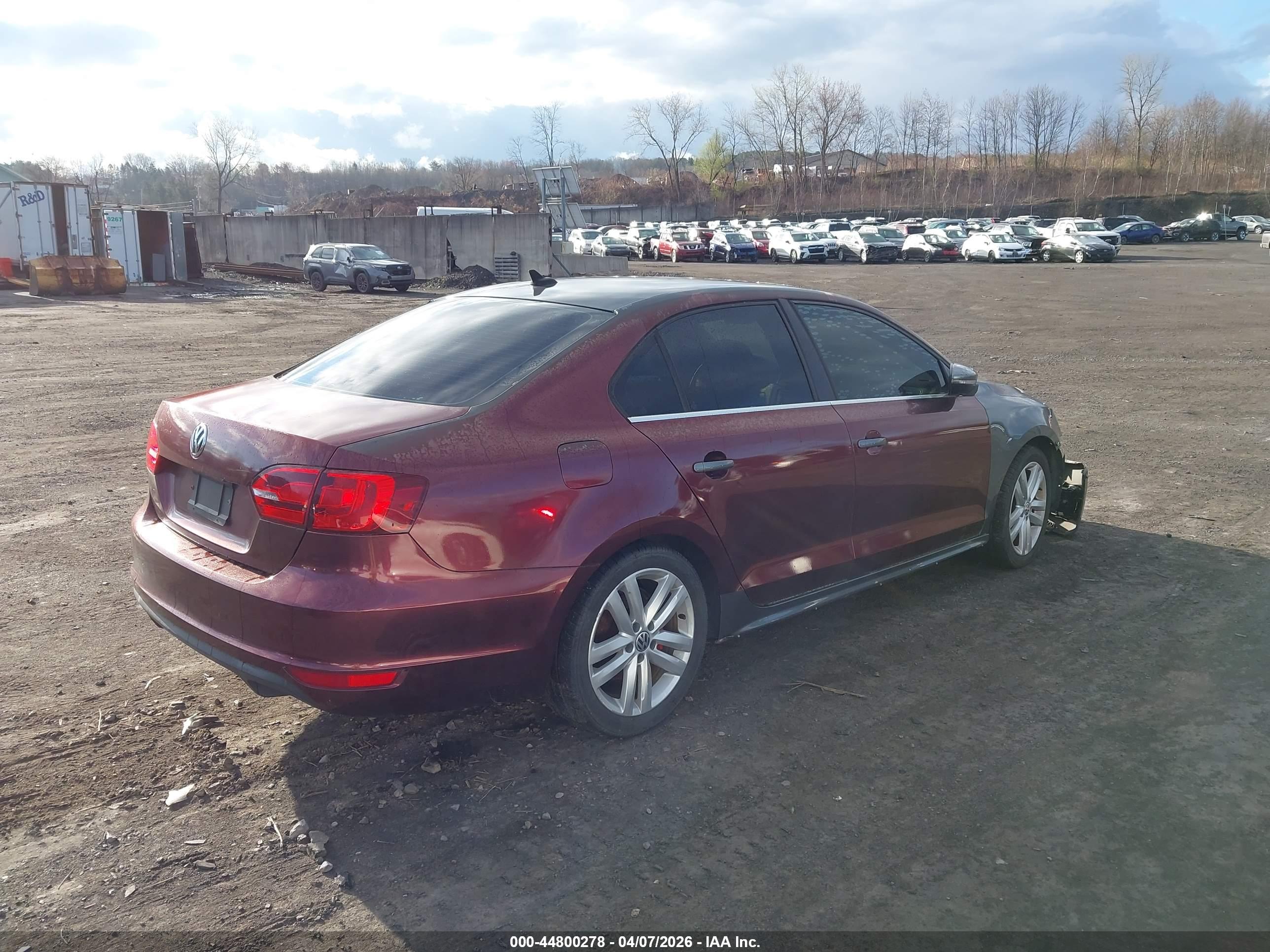 VOLKSWAGEN JETTA image 4