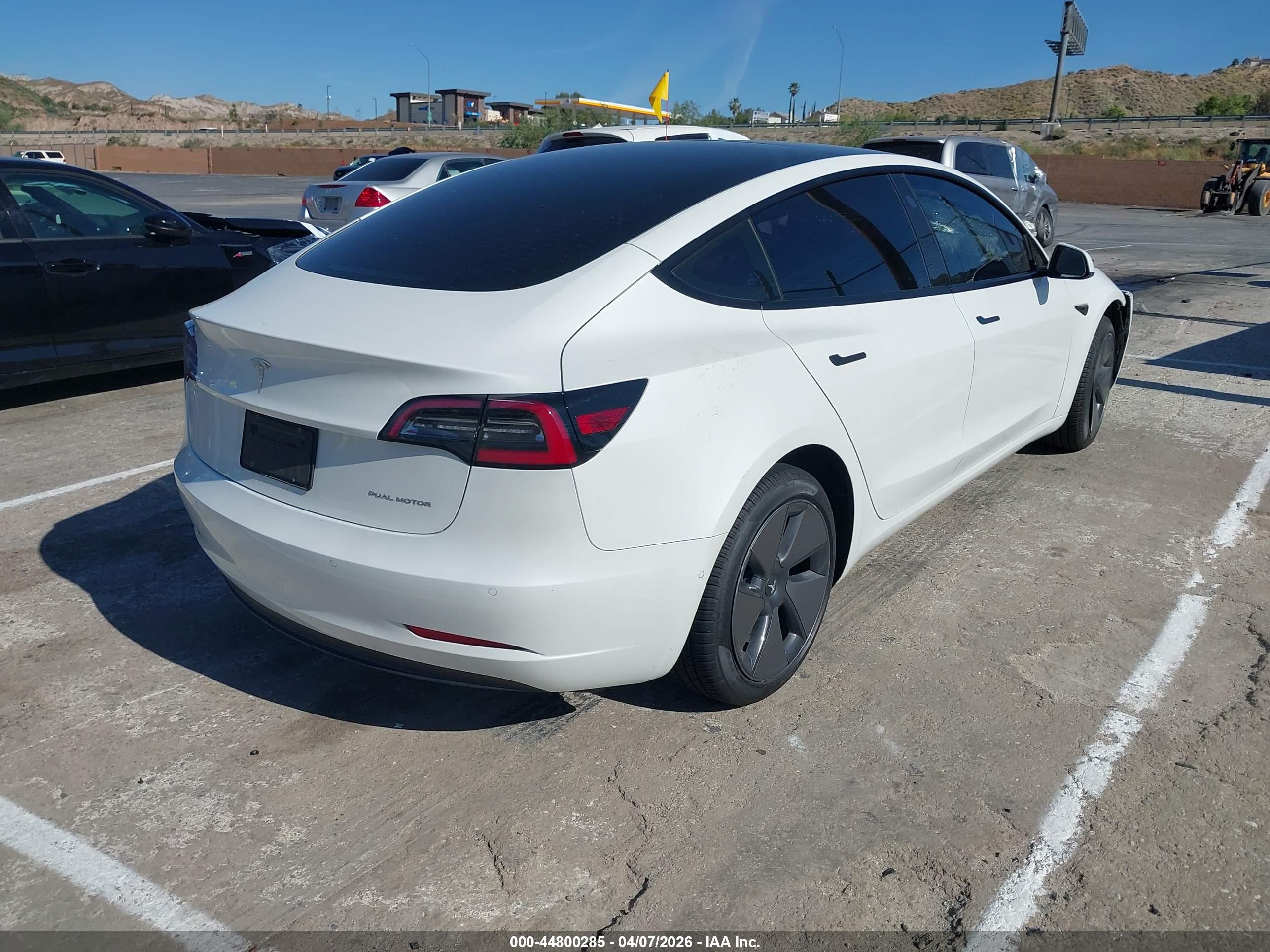 TESLA MODEL image 4