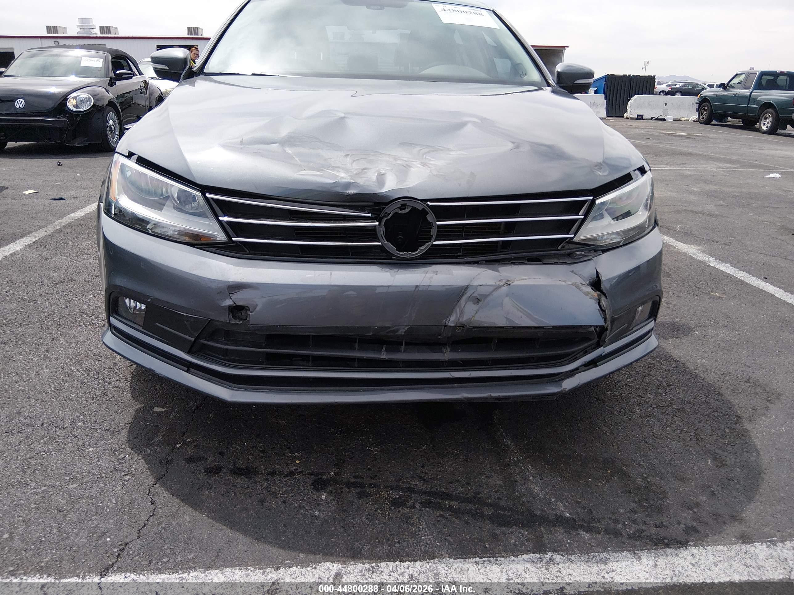 VOLKSWAGEN JETTA image 6
