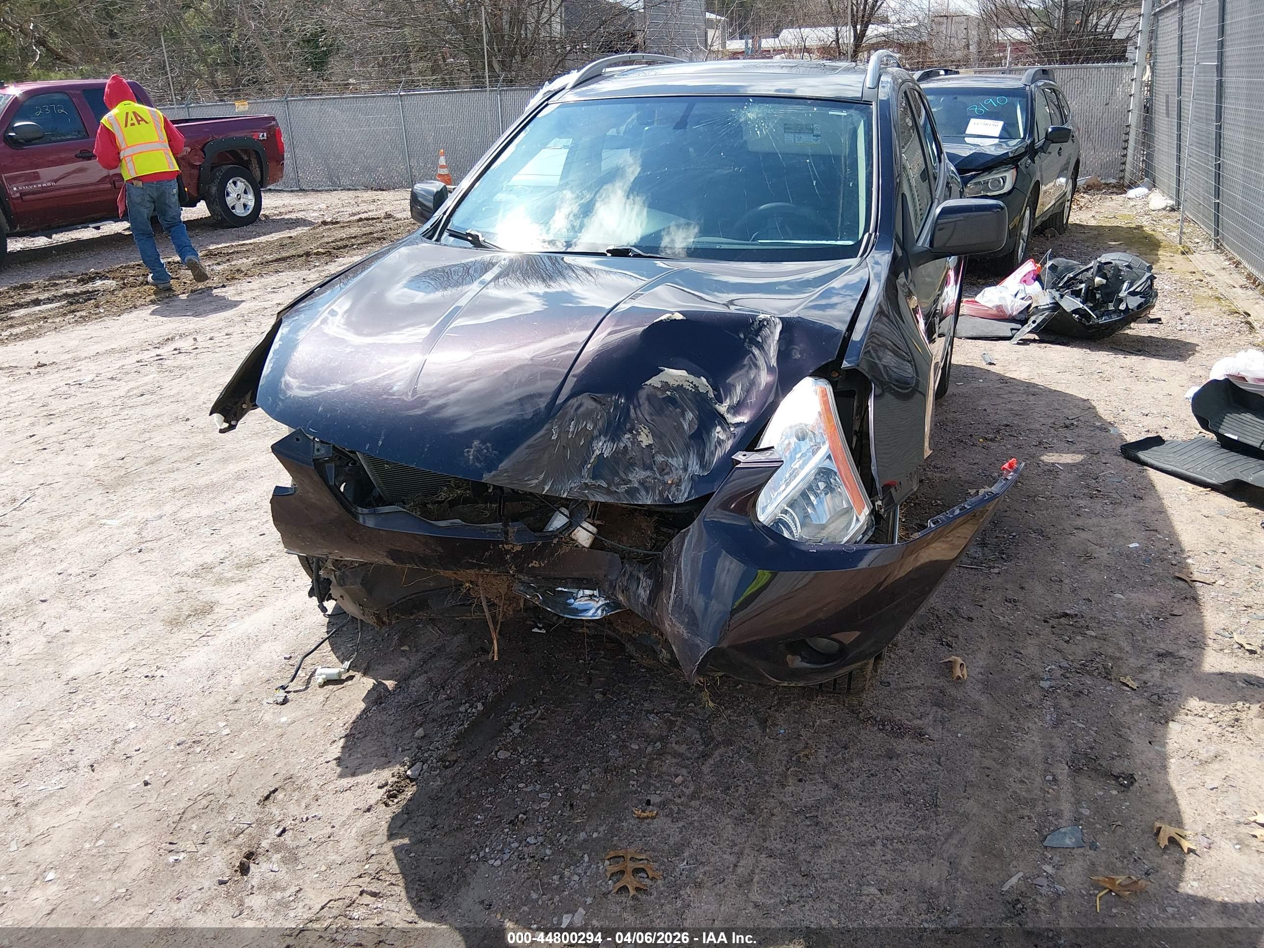 NISSAN ROGUE image 6