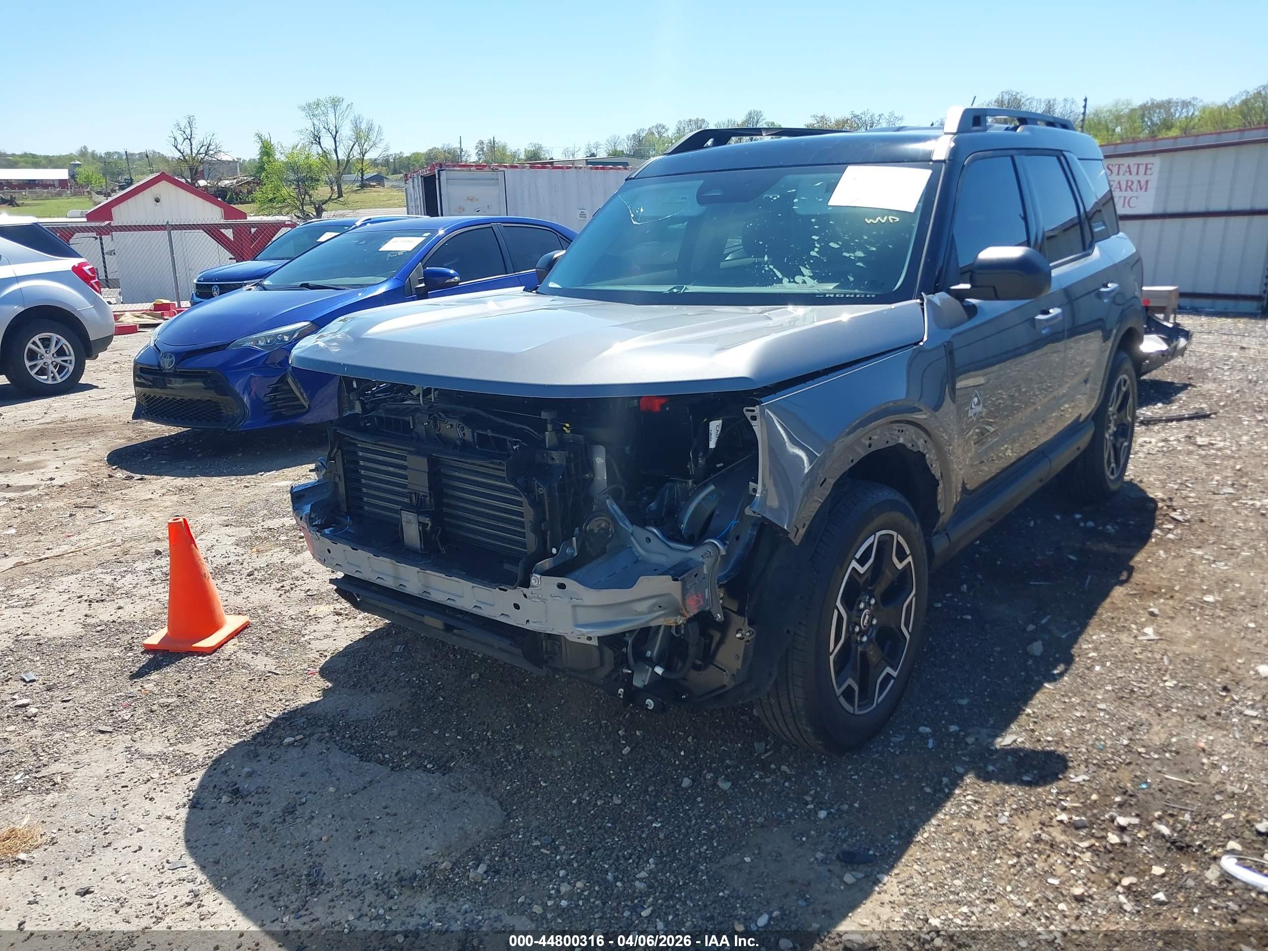 FORD BRONCO image 6