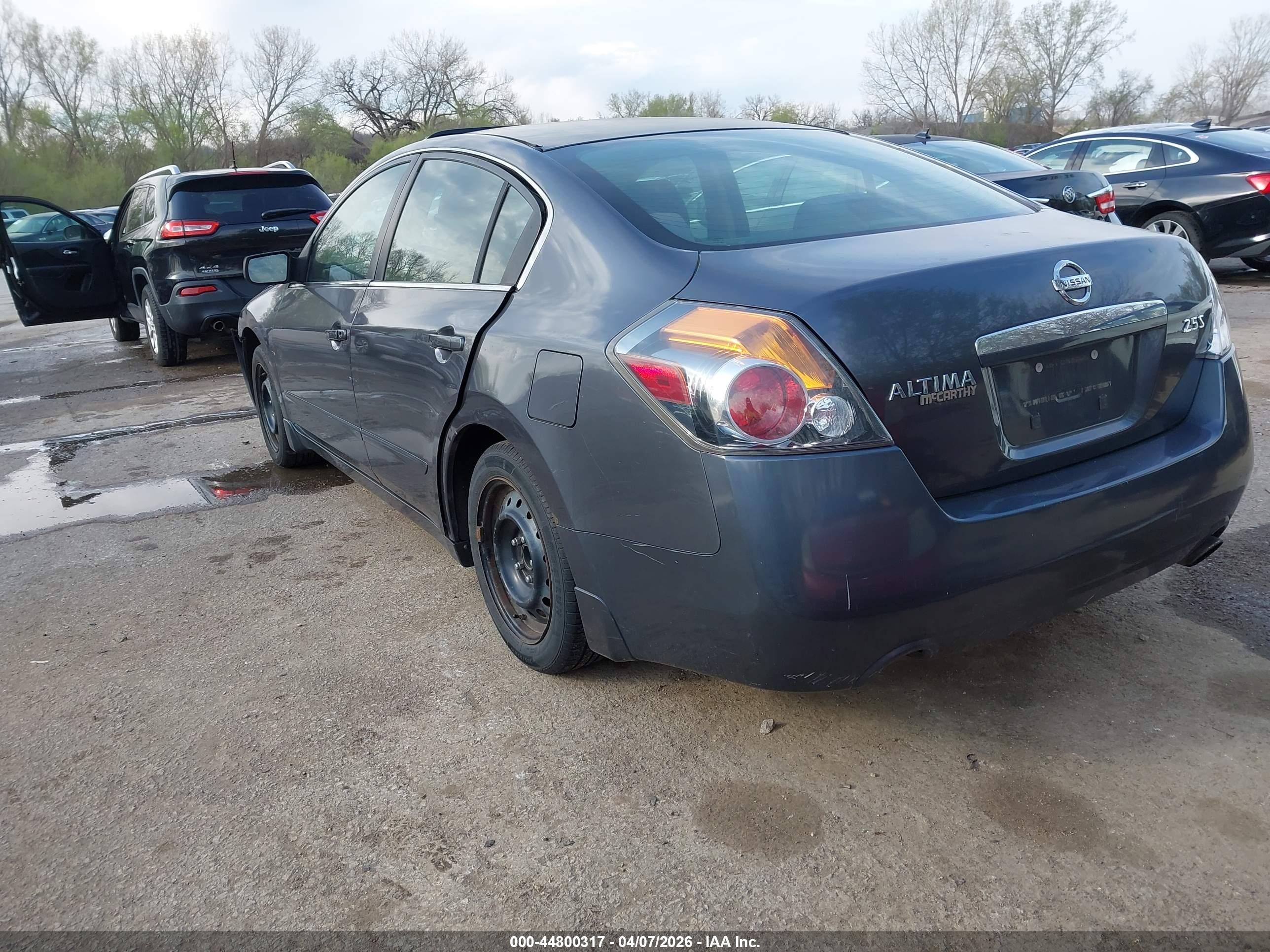 NISSAN ALTIMA image 3