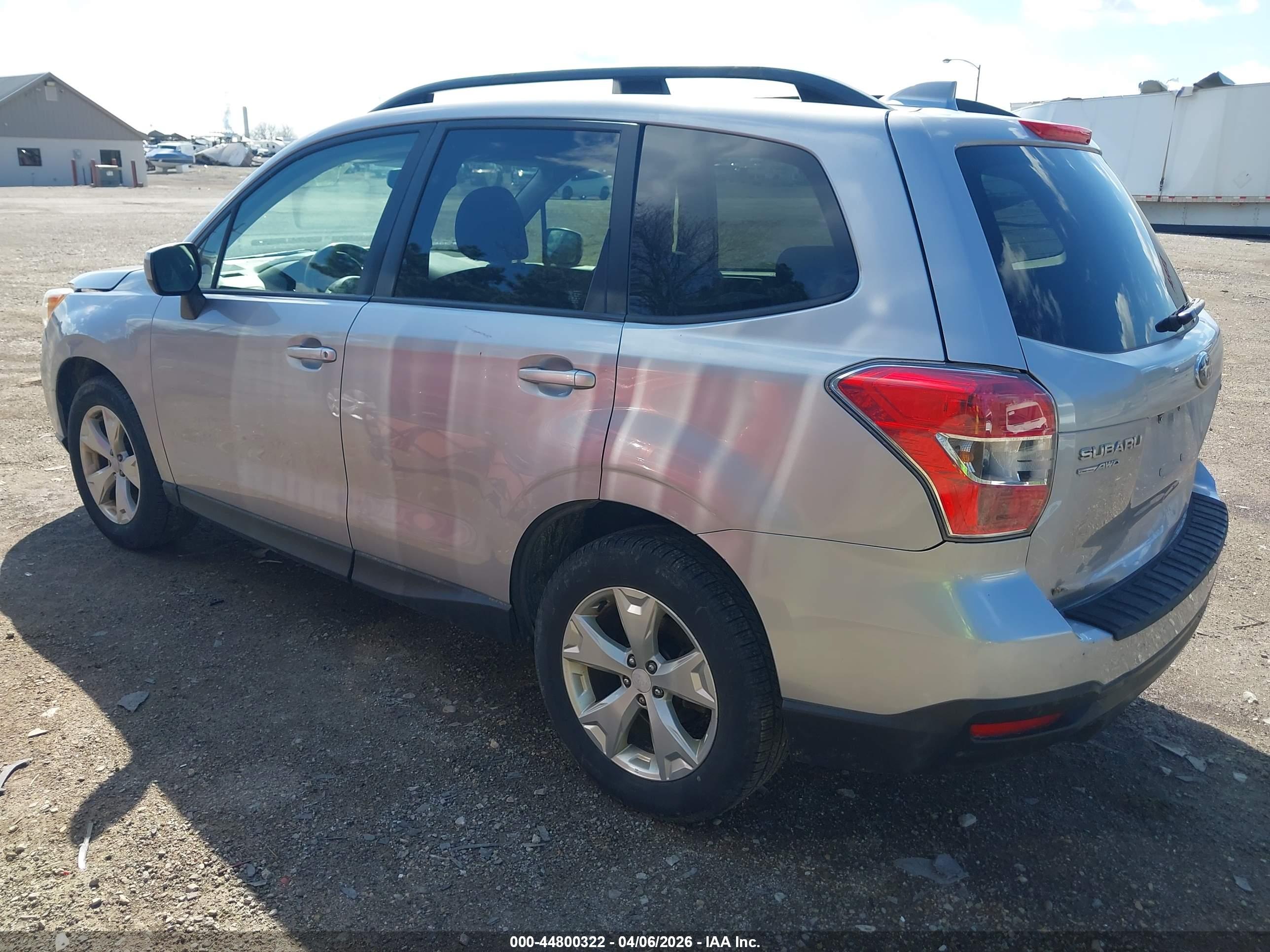 SUBARU FORESTER image 3
