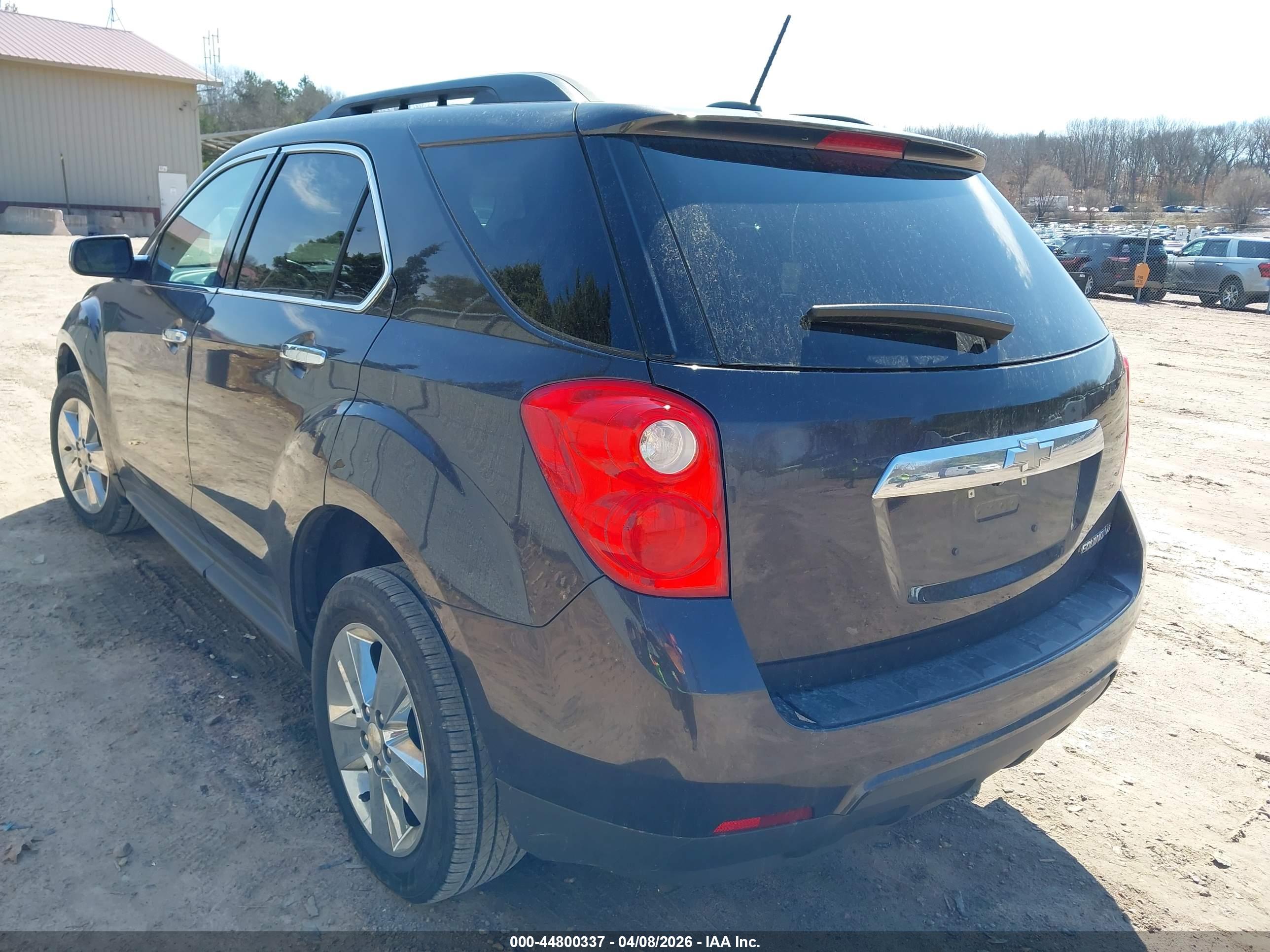 CHEVROLET EQUINOX image 3