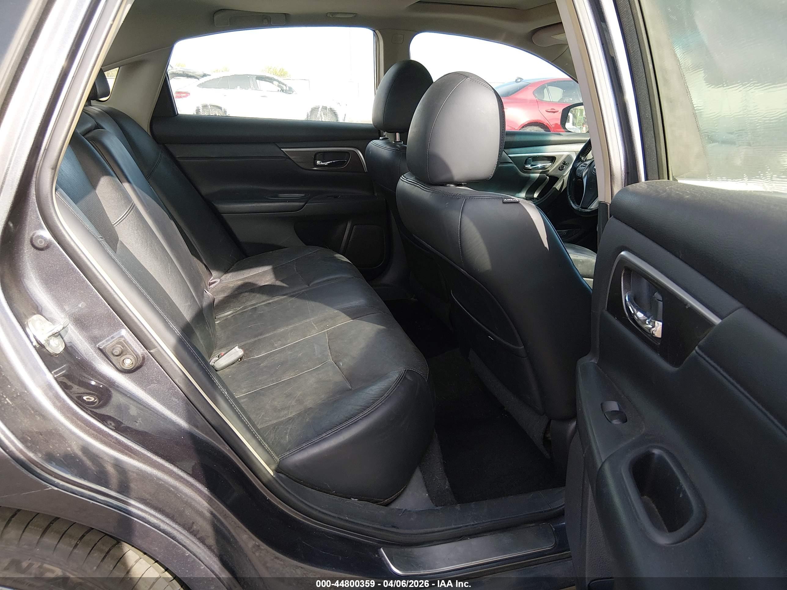 NISSAN ALTIMA image 8