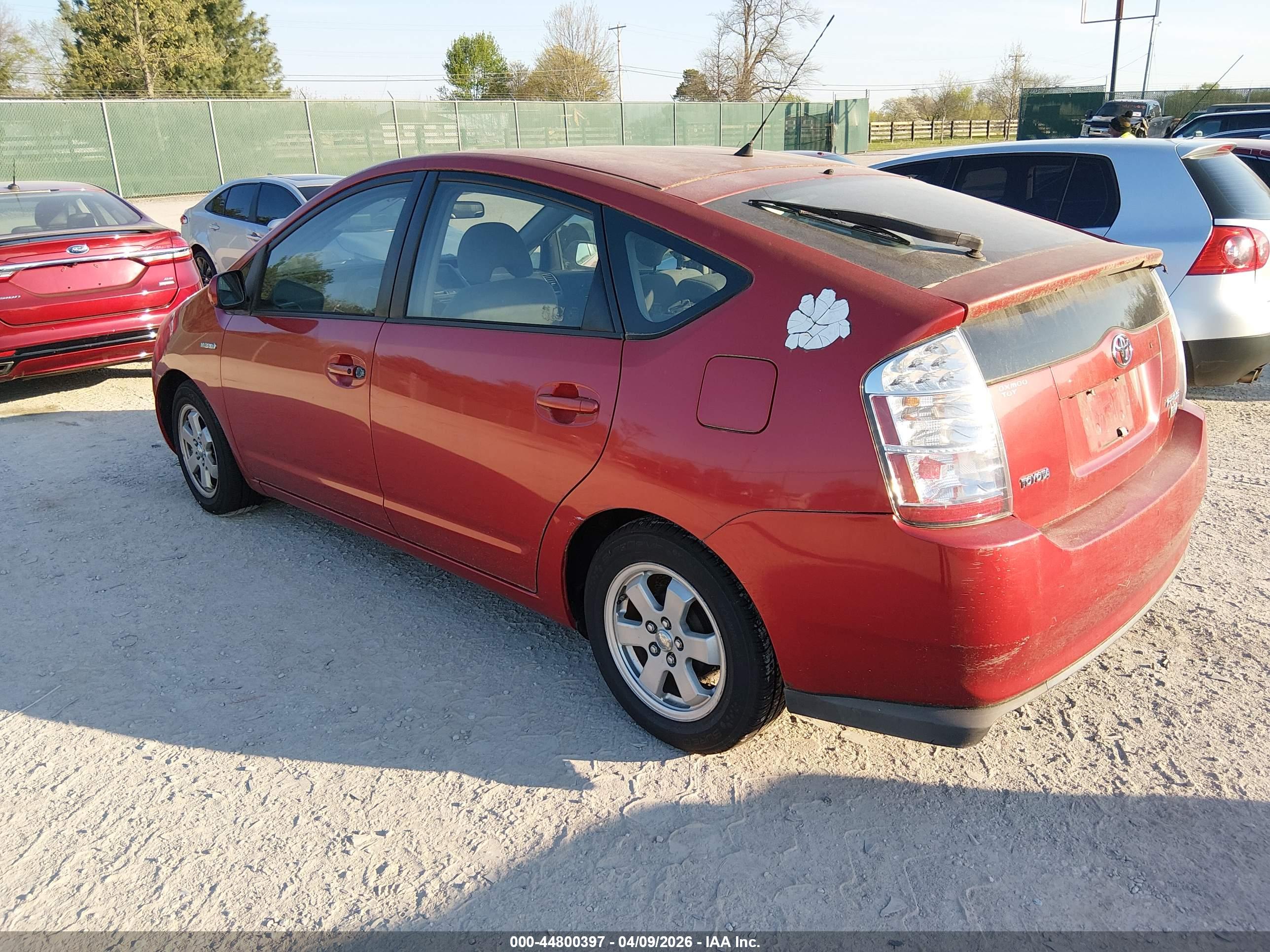 TOYOTA PRIUS image 3