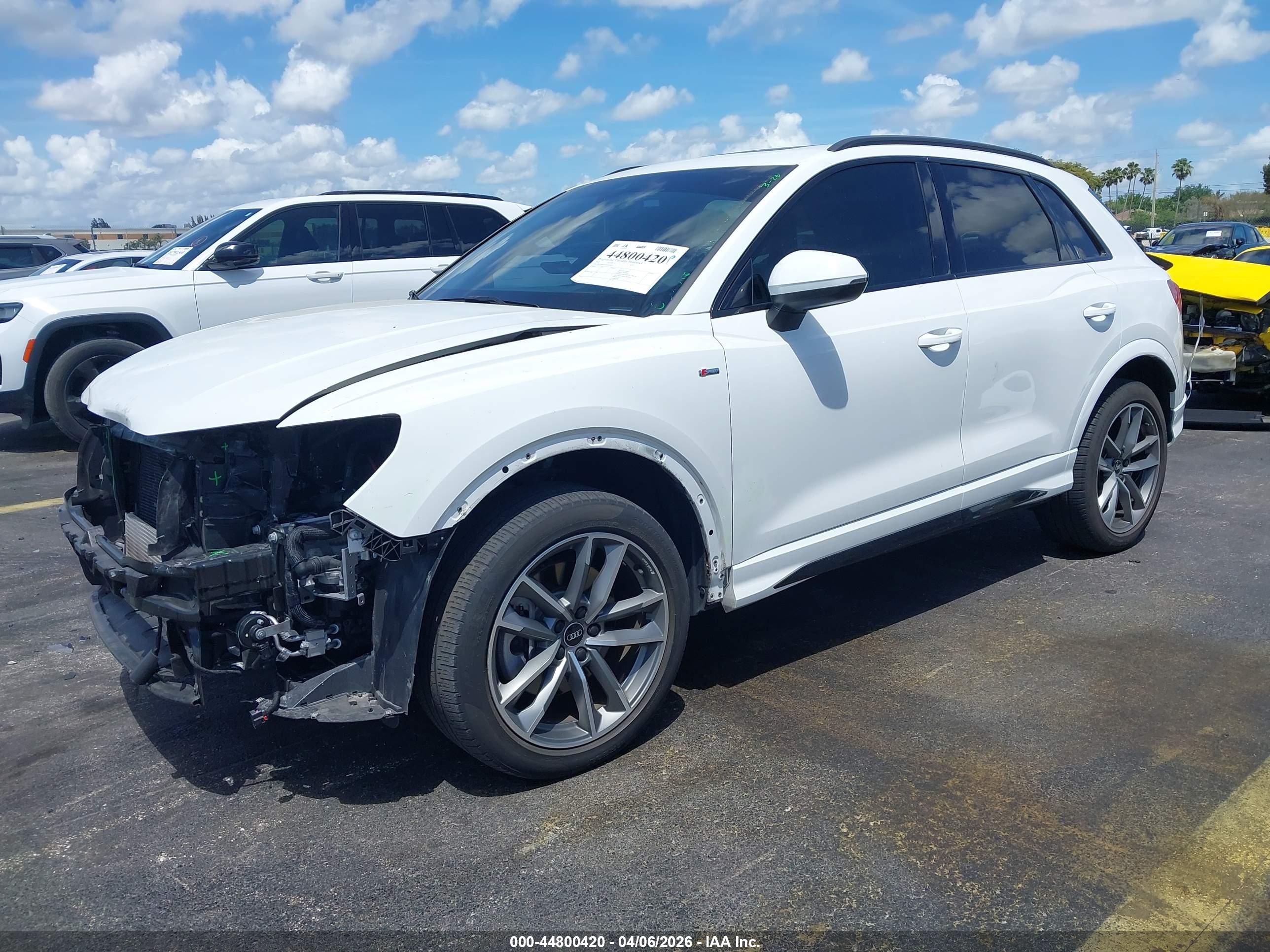 AUDI Q3 image 2
