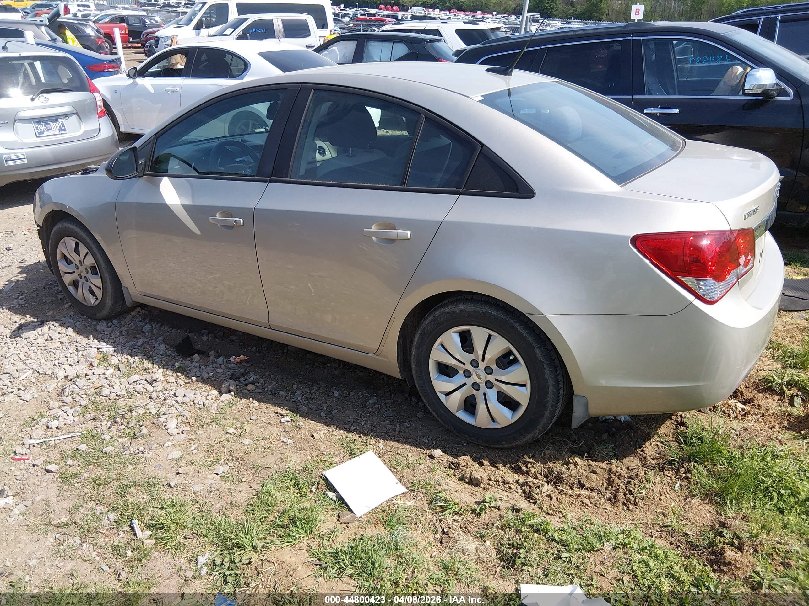 CHEVROLET CRUZE image 3