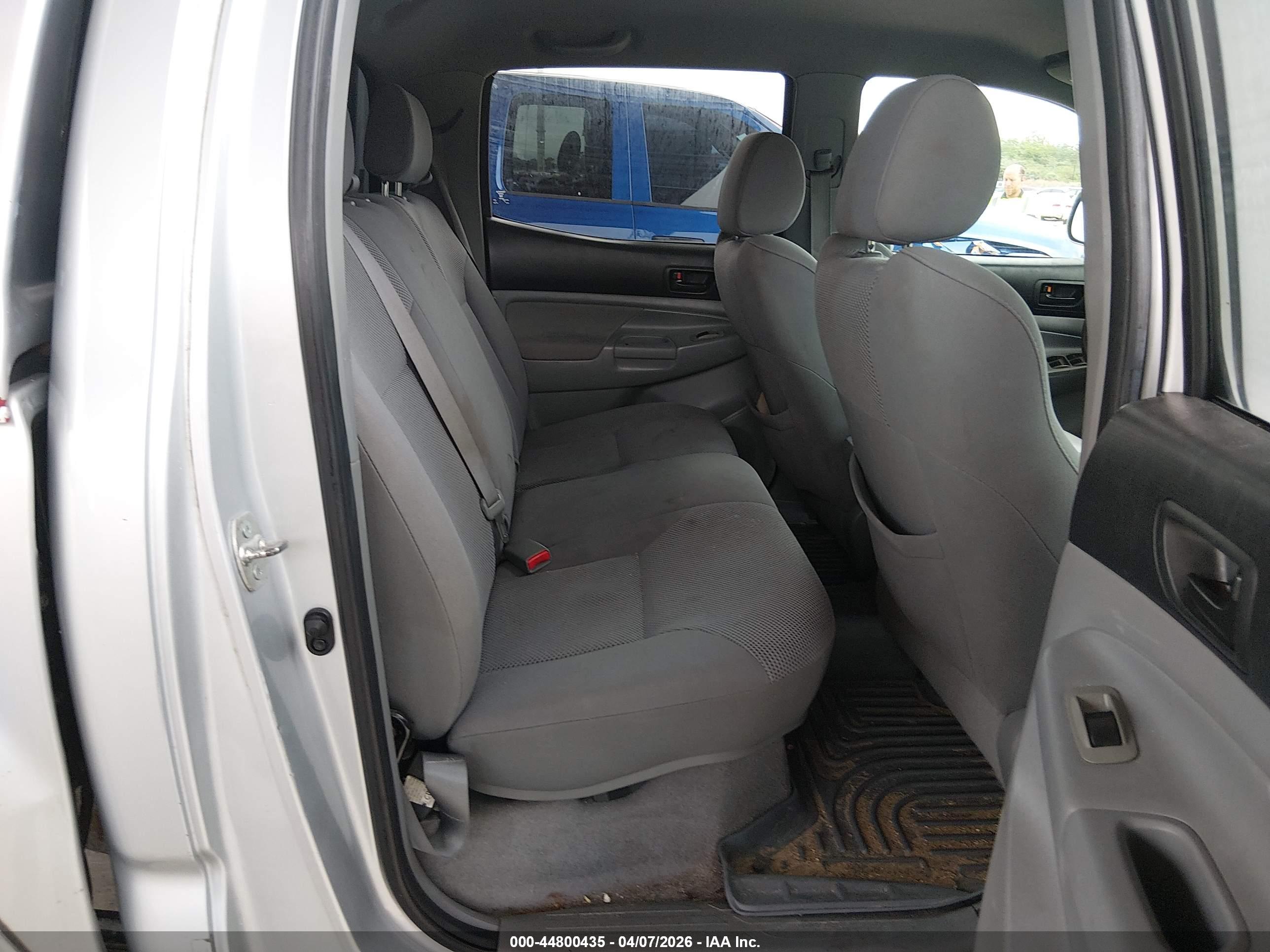 TOYOTA TACOMA image 8