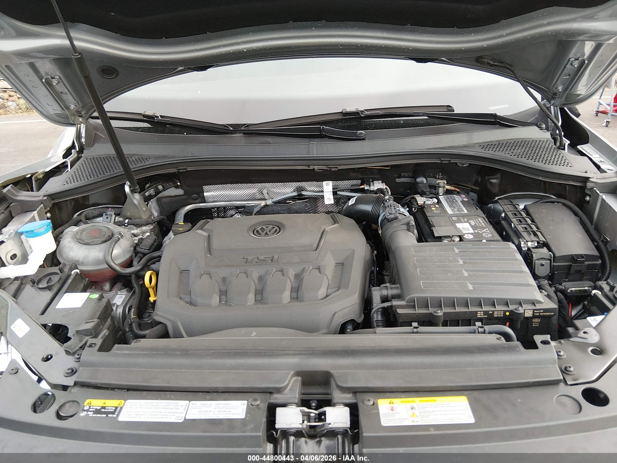 VOLKSWAGEN TIGUAN image 10