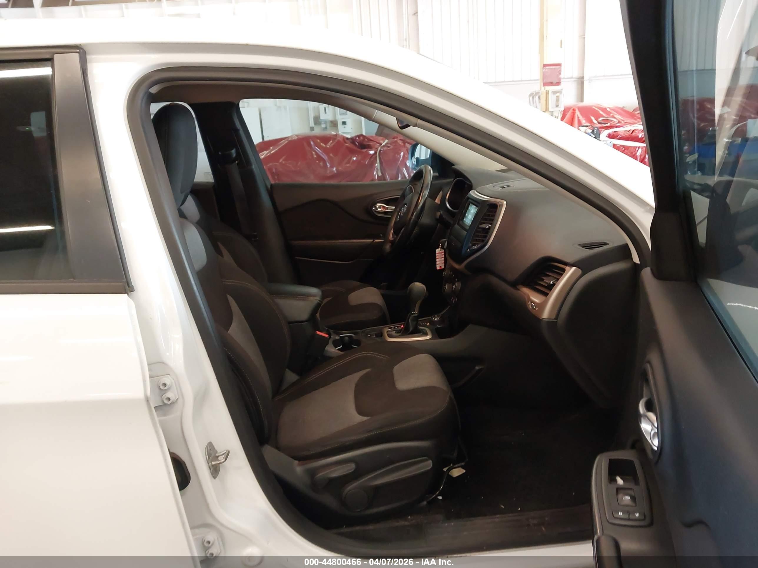 JEEP CHEROKEE image 5