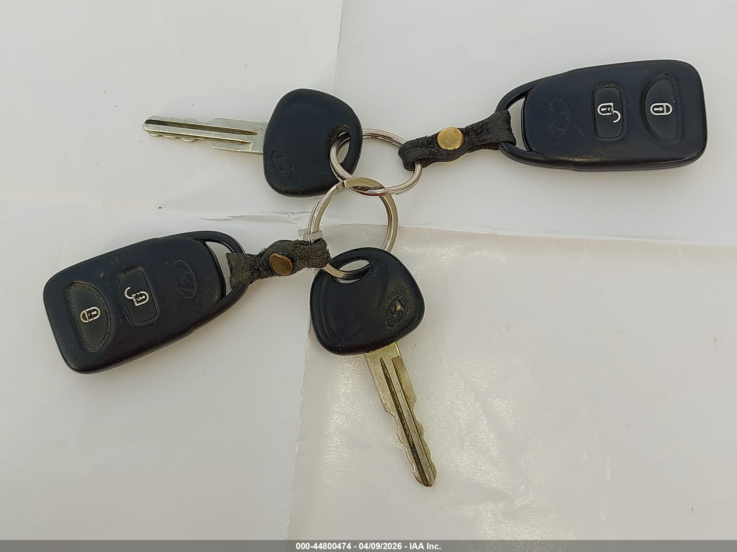 HYUNDAI ACCENT image 11