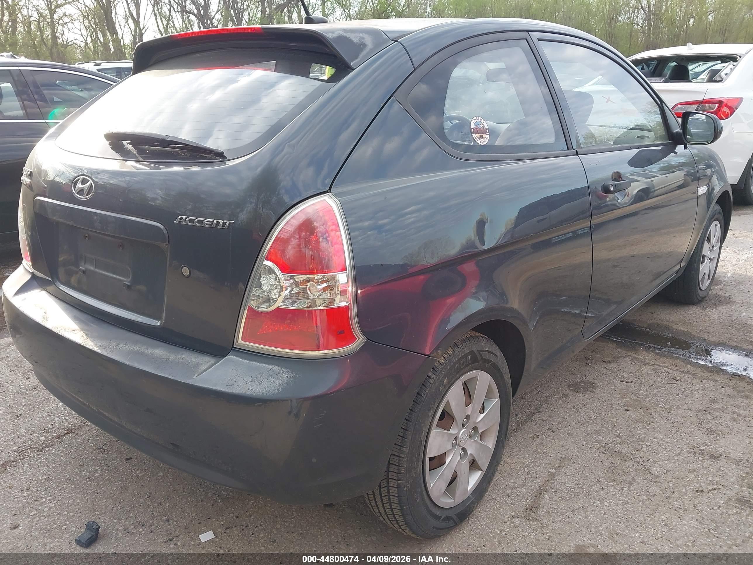 HYUNDAI ACCENT image 4