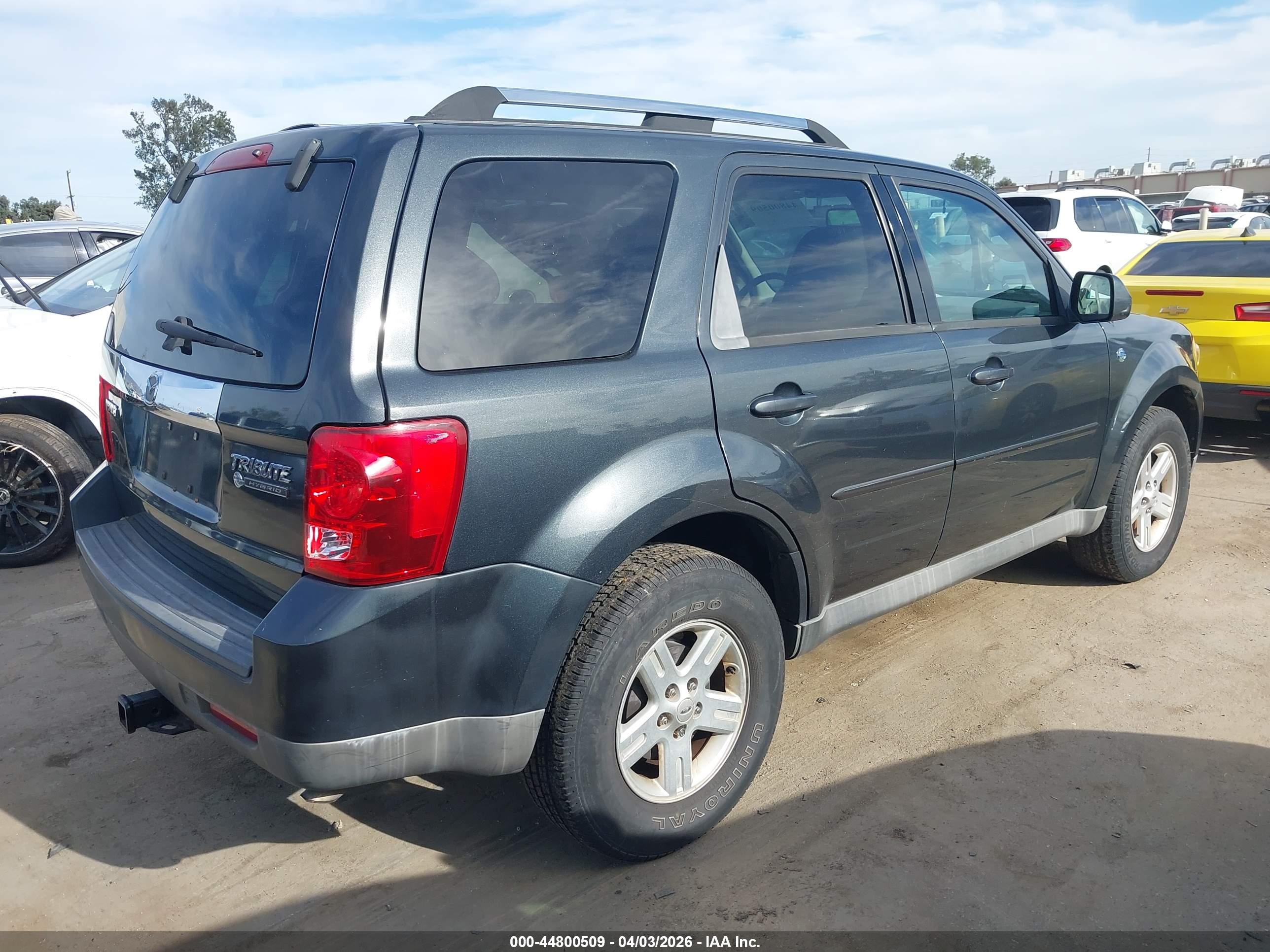 MAZDA TRIBUTE image 4