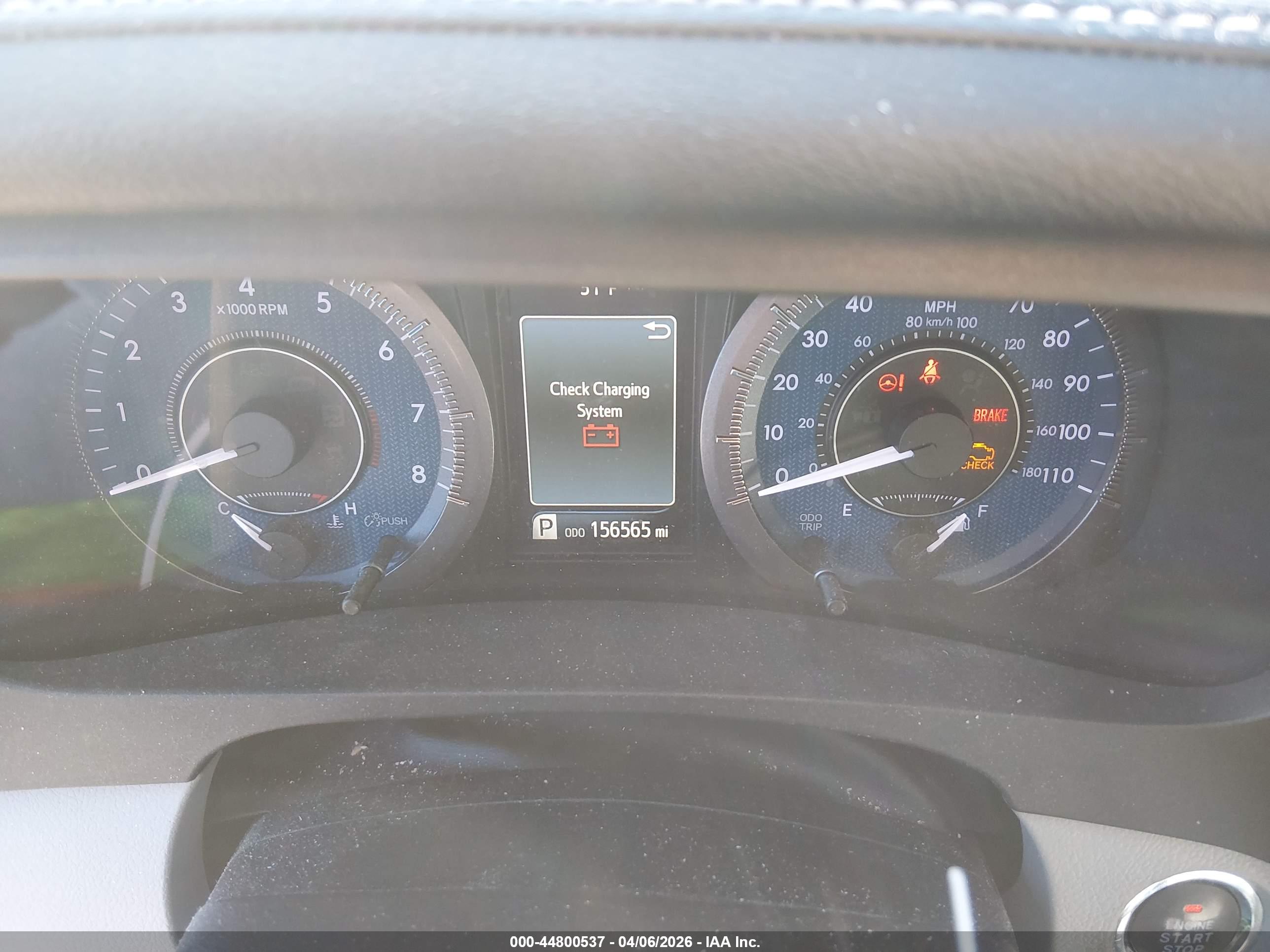TOYOTA SIENNA image 7